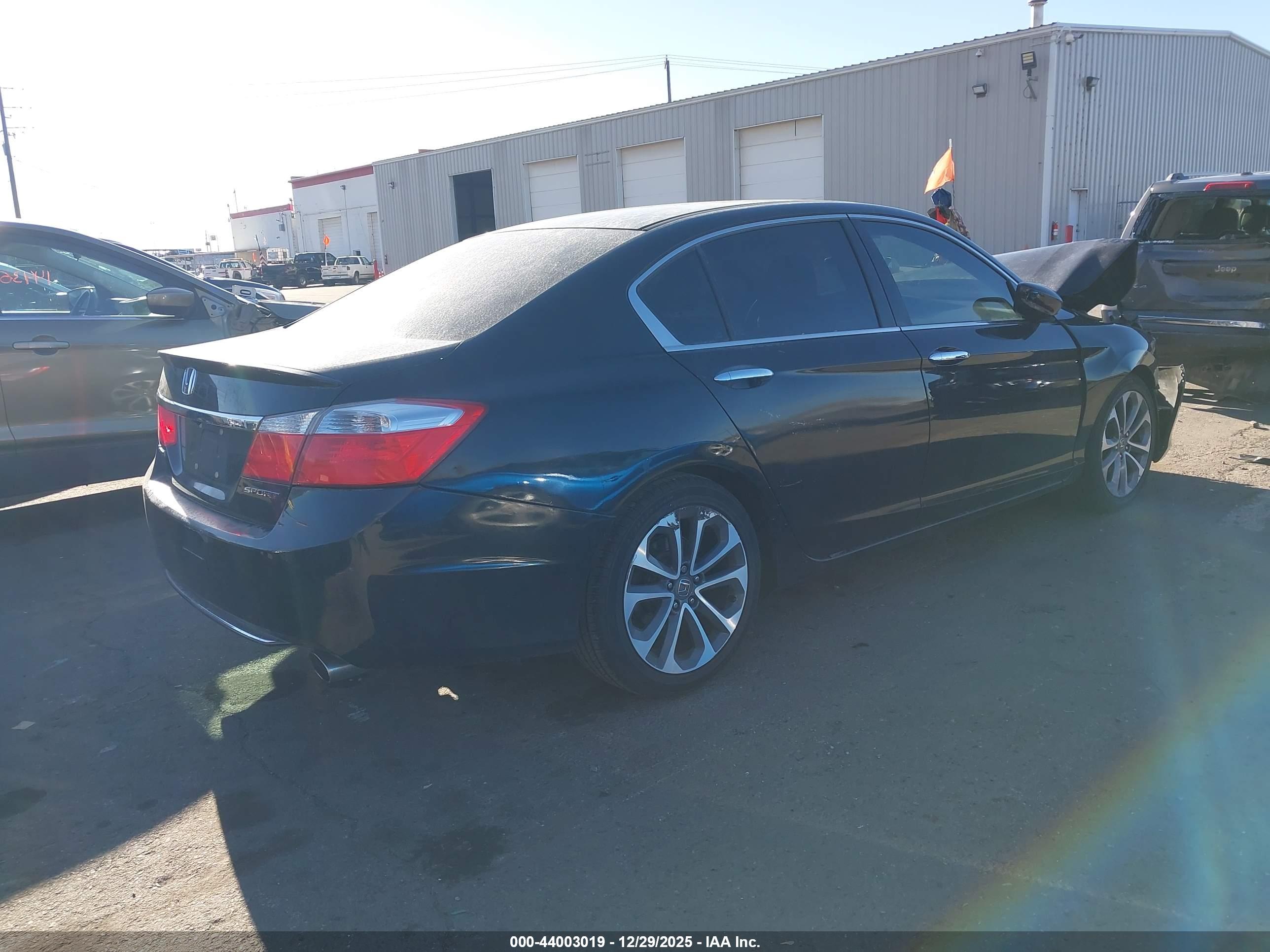 HONDA ACCORD image 4
