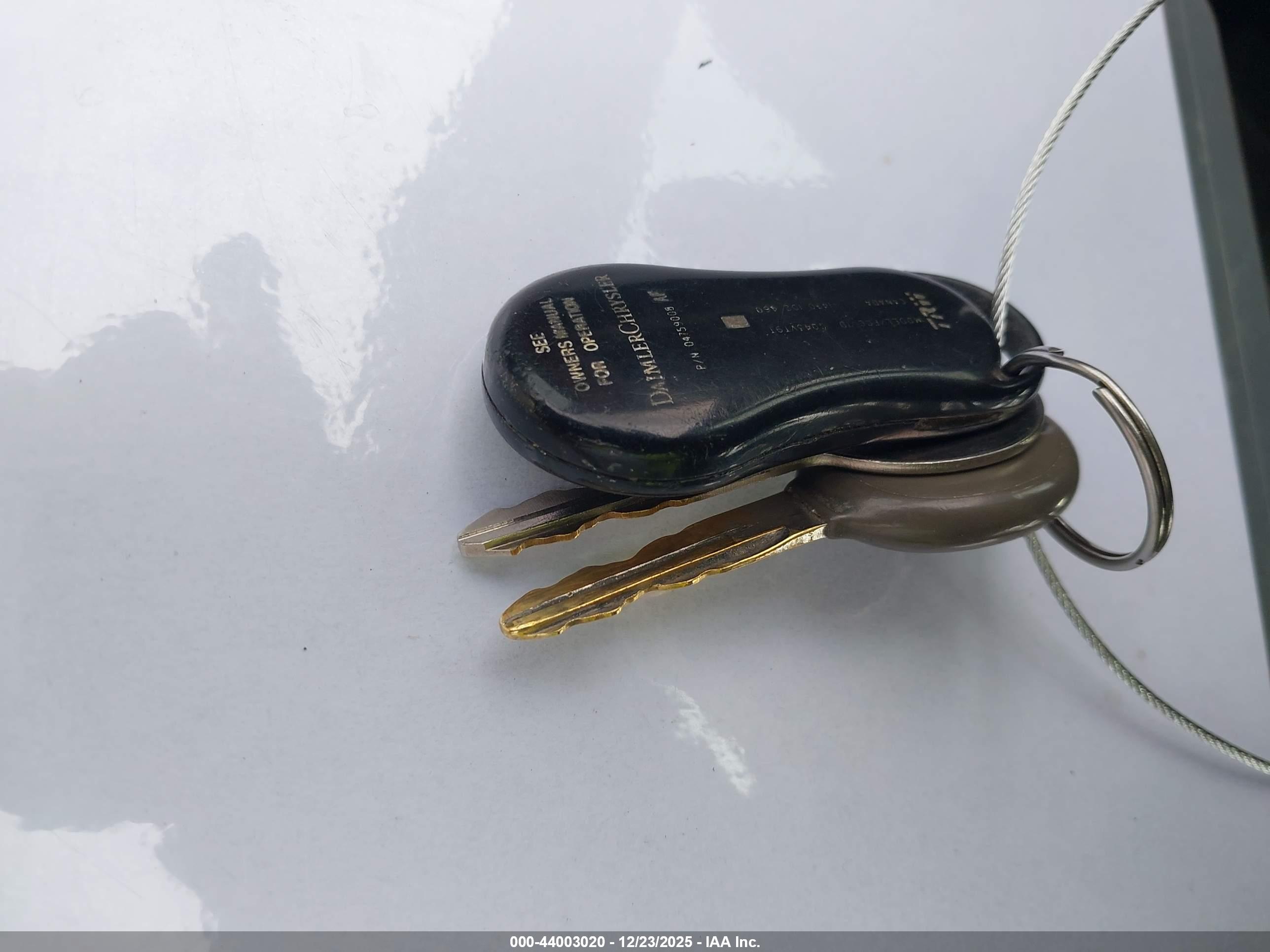 DODGE NEON image 11