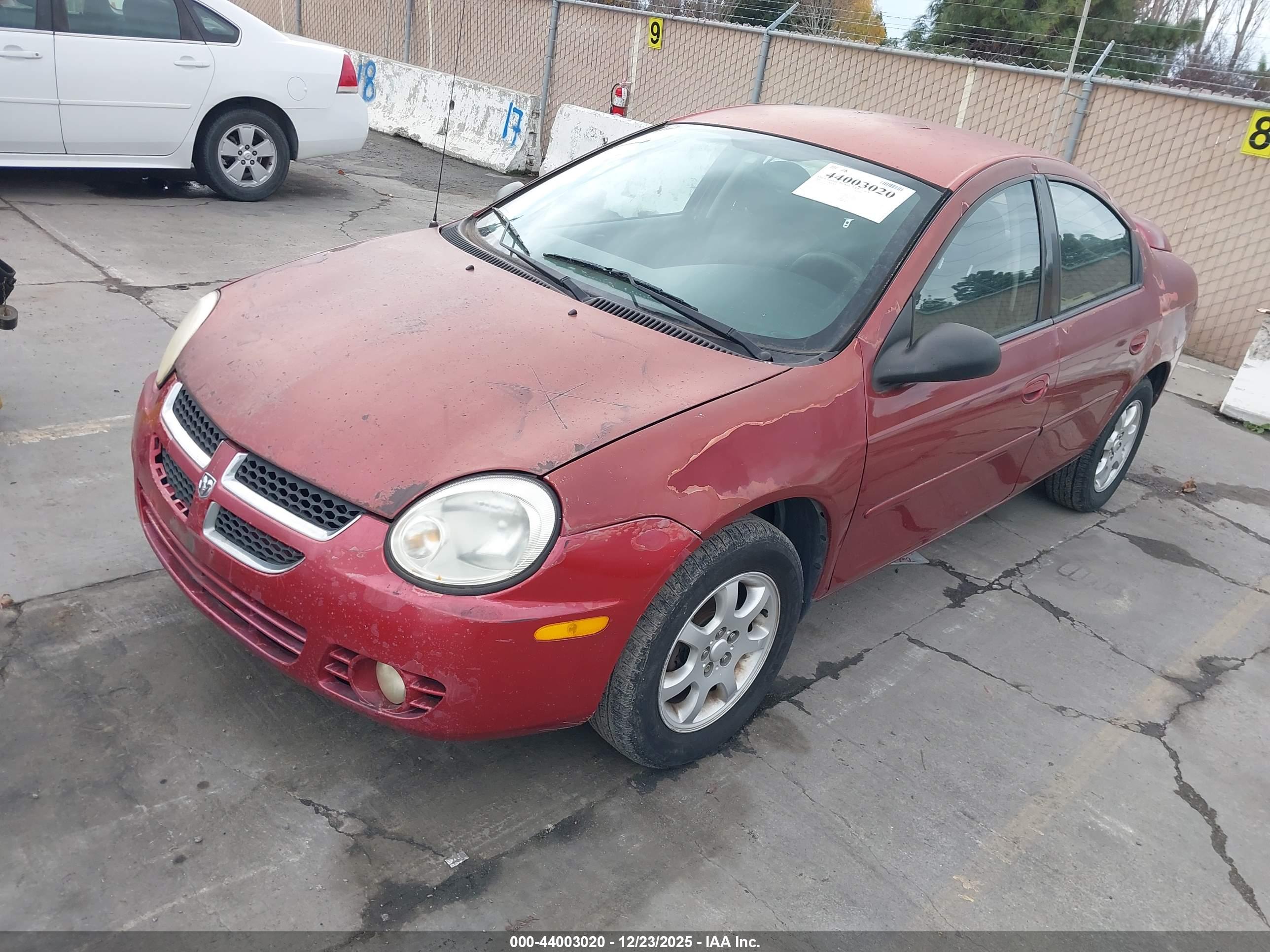DODGE NEON image 2