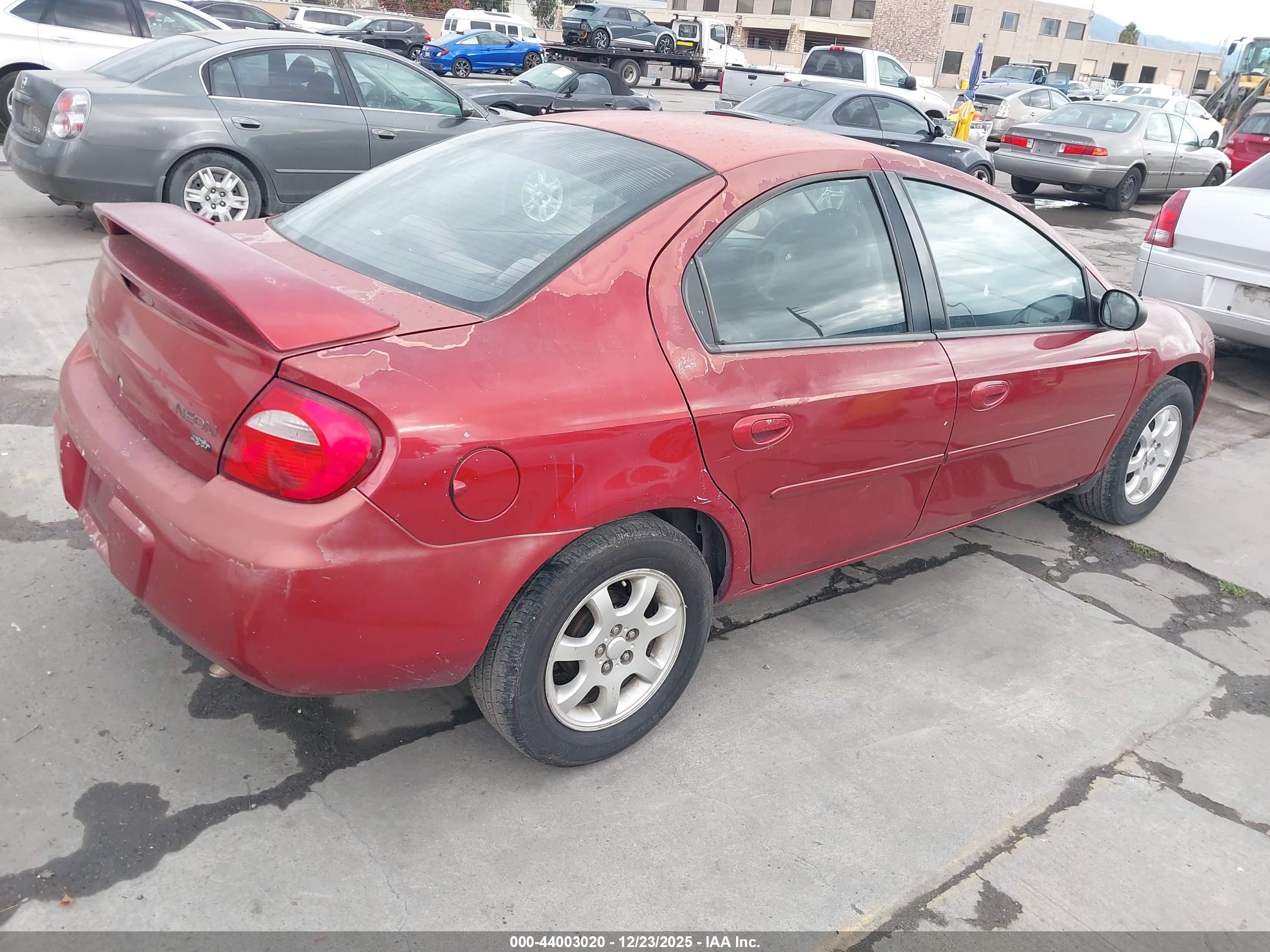 DODGE NEON image 4