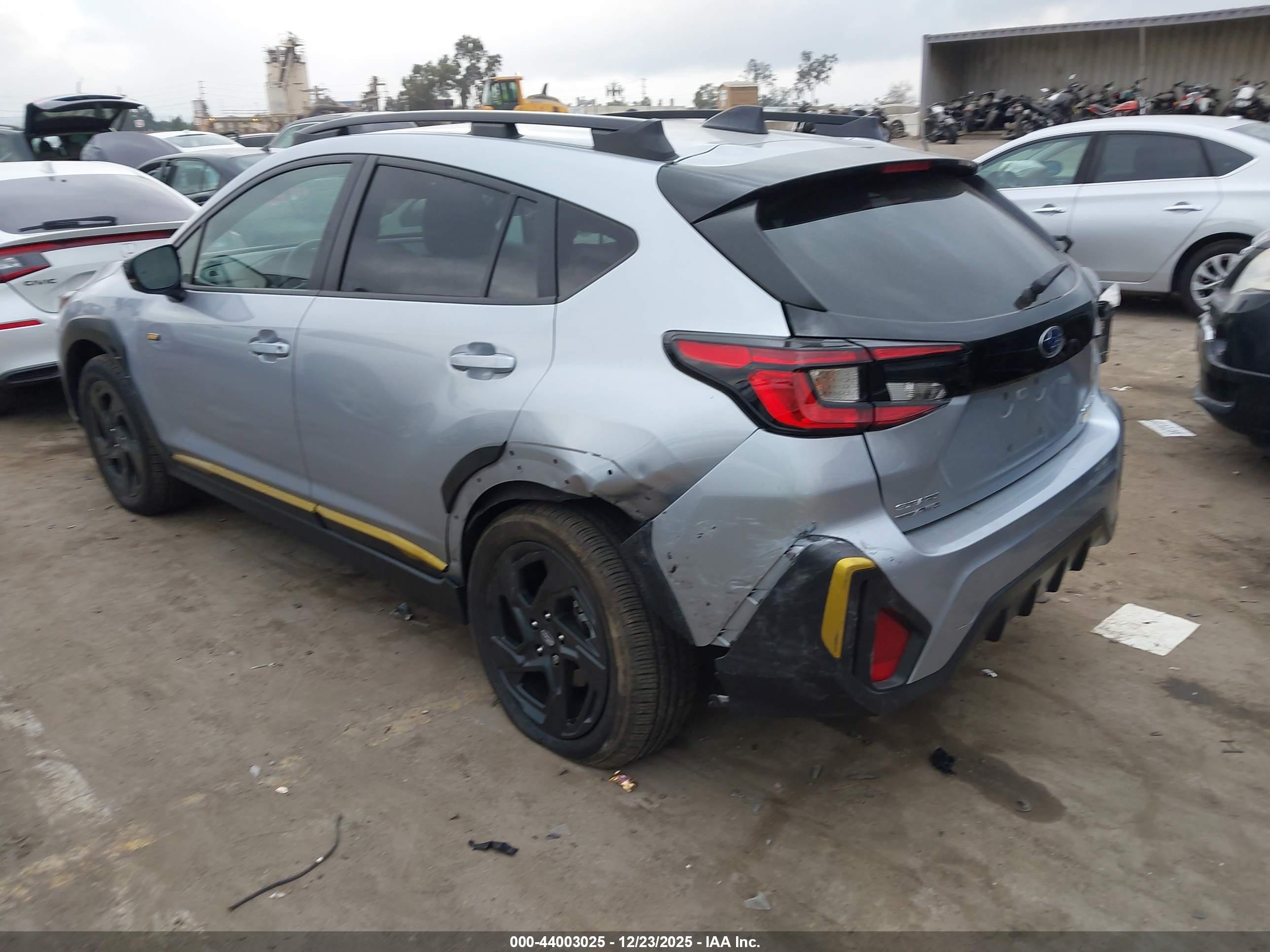 SUBARU CROSSTREK image 3