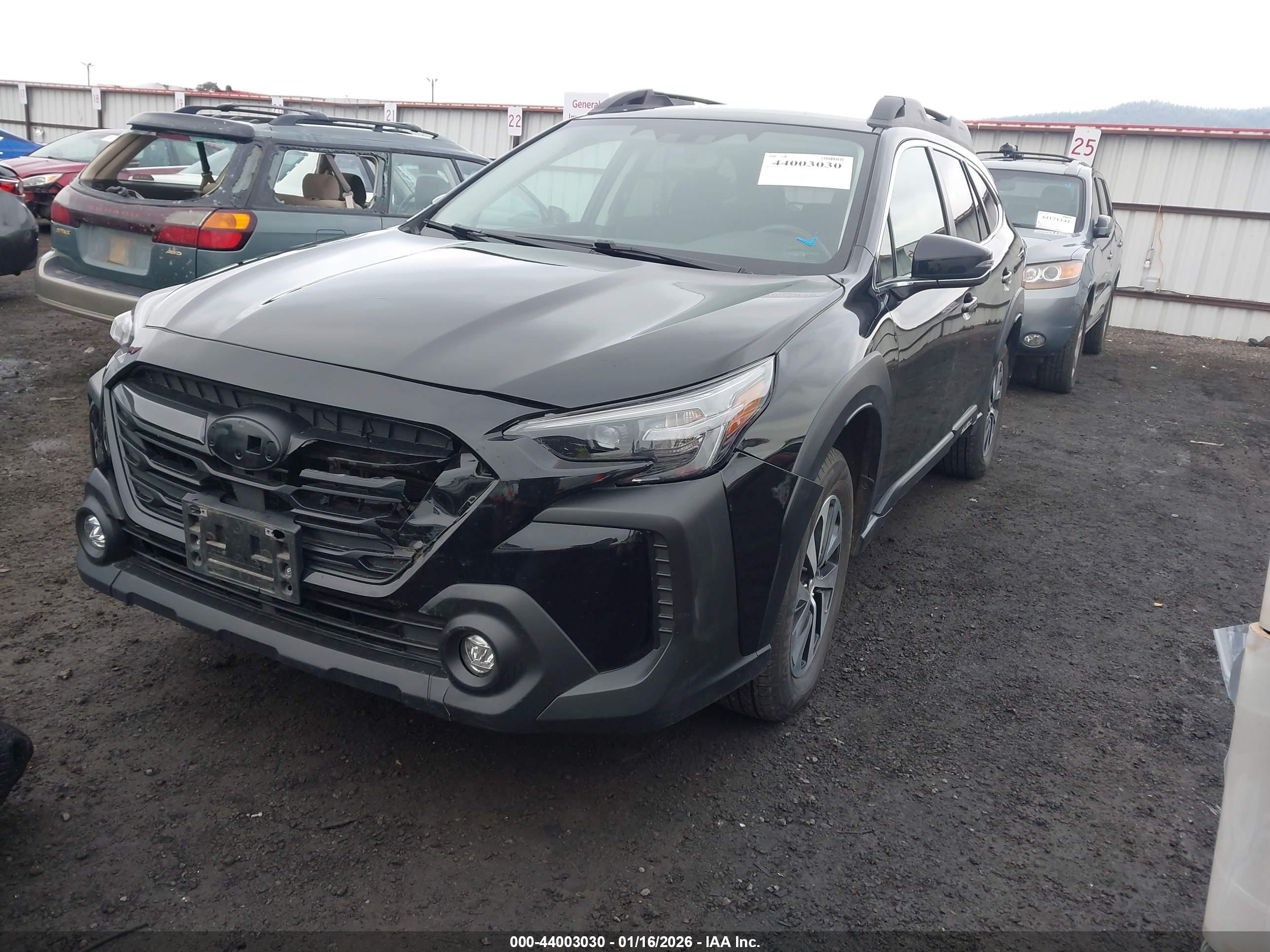 SUBARU OUTBACK image 2