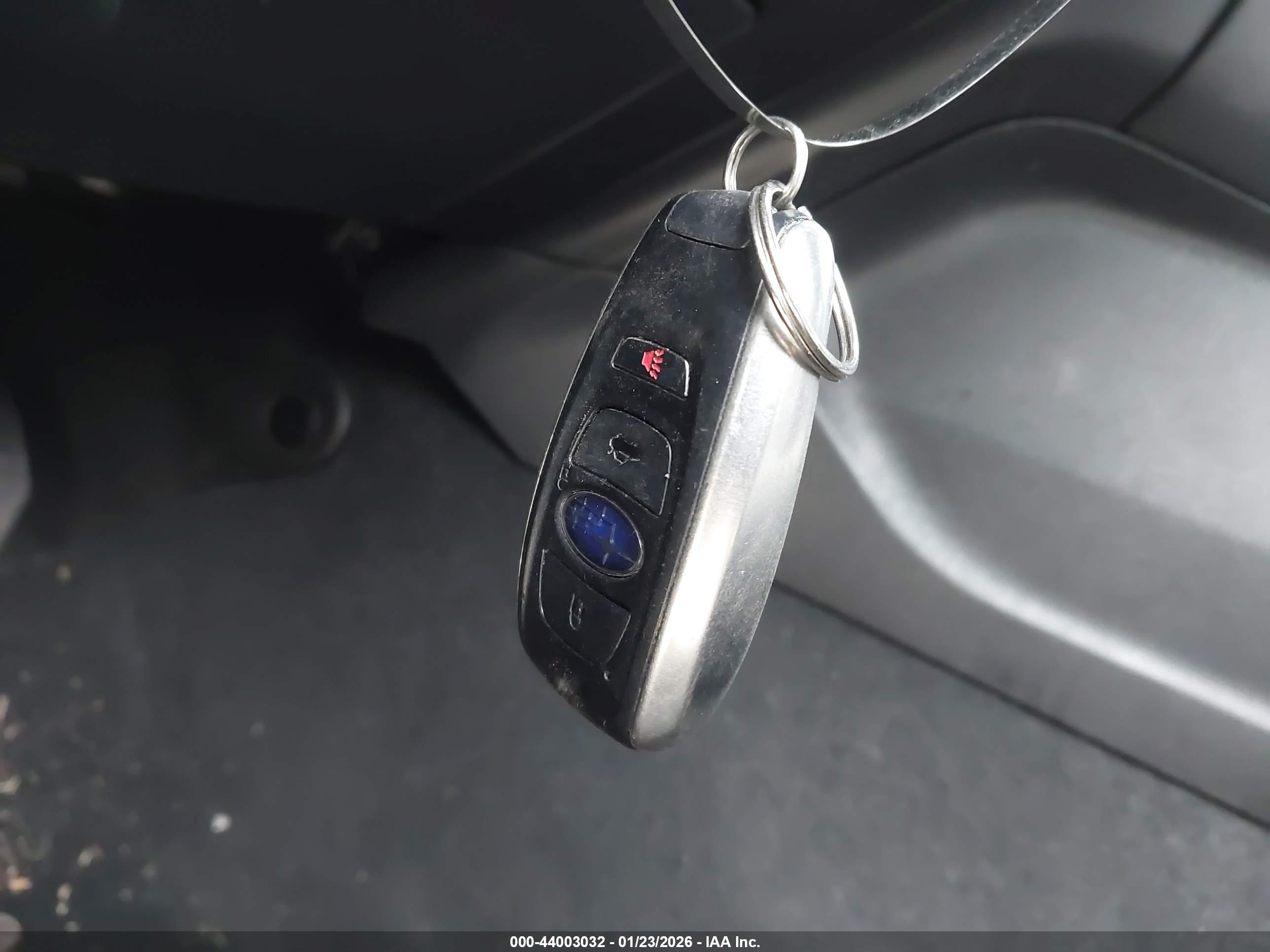 SUBARU OUTBACK image 11