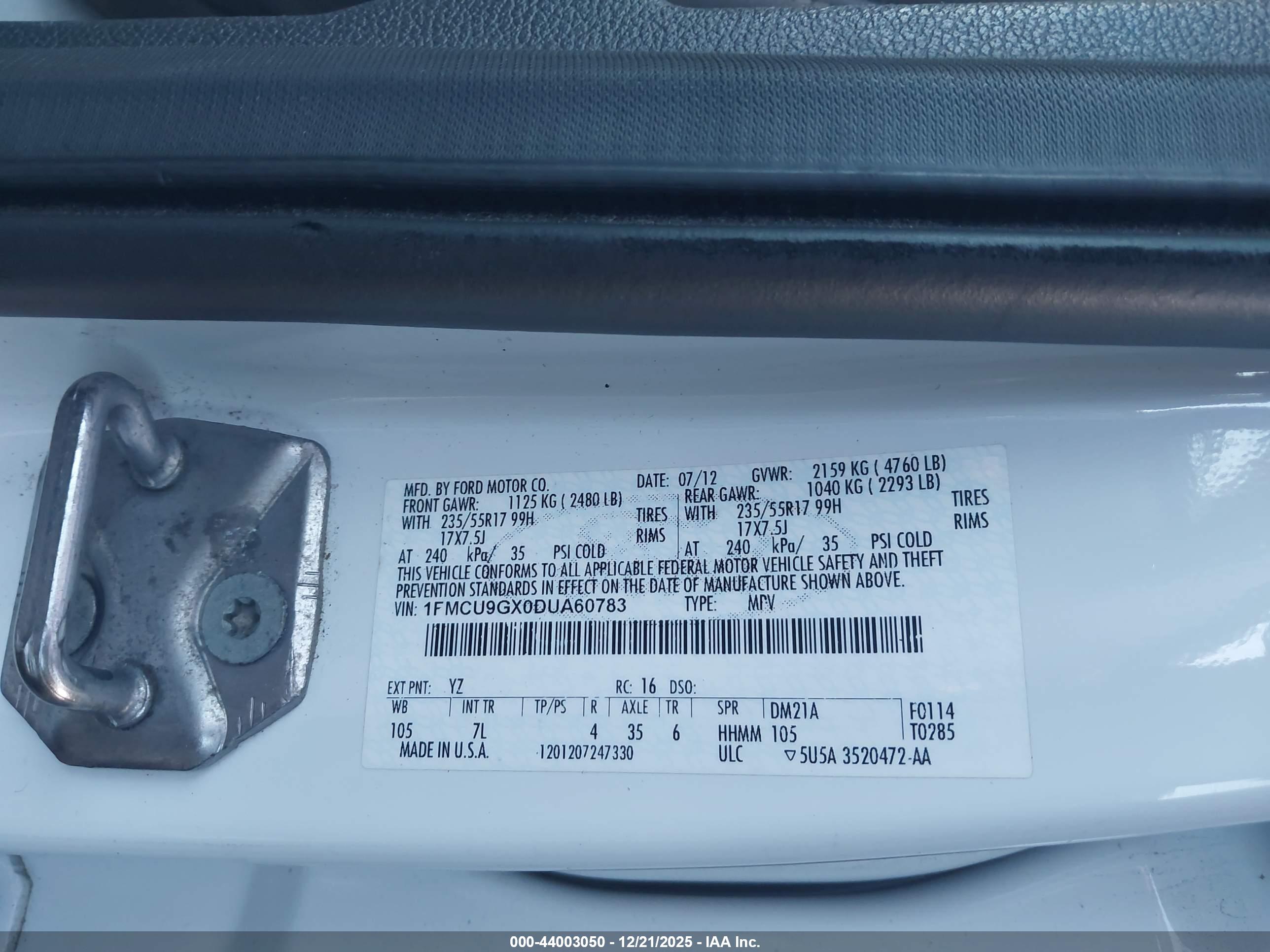 FORD ESCAPE image 9