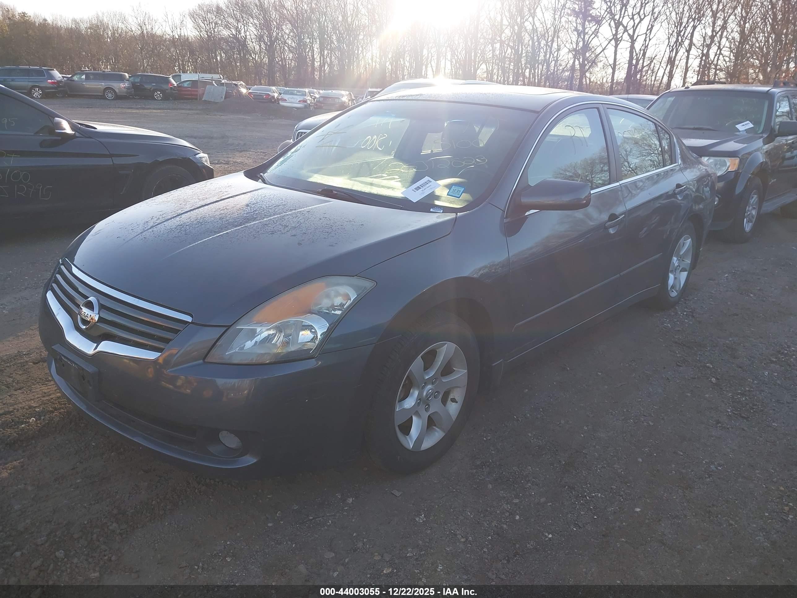 NISSAN ALTIMA image 2