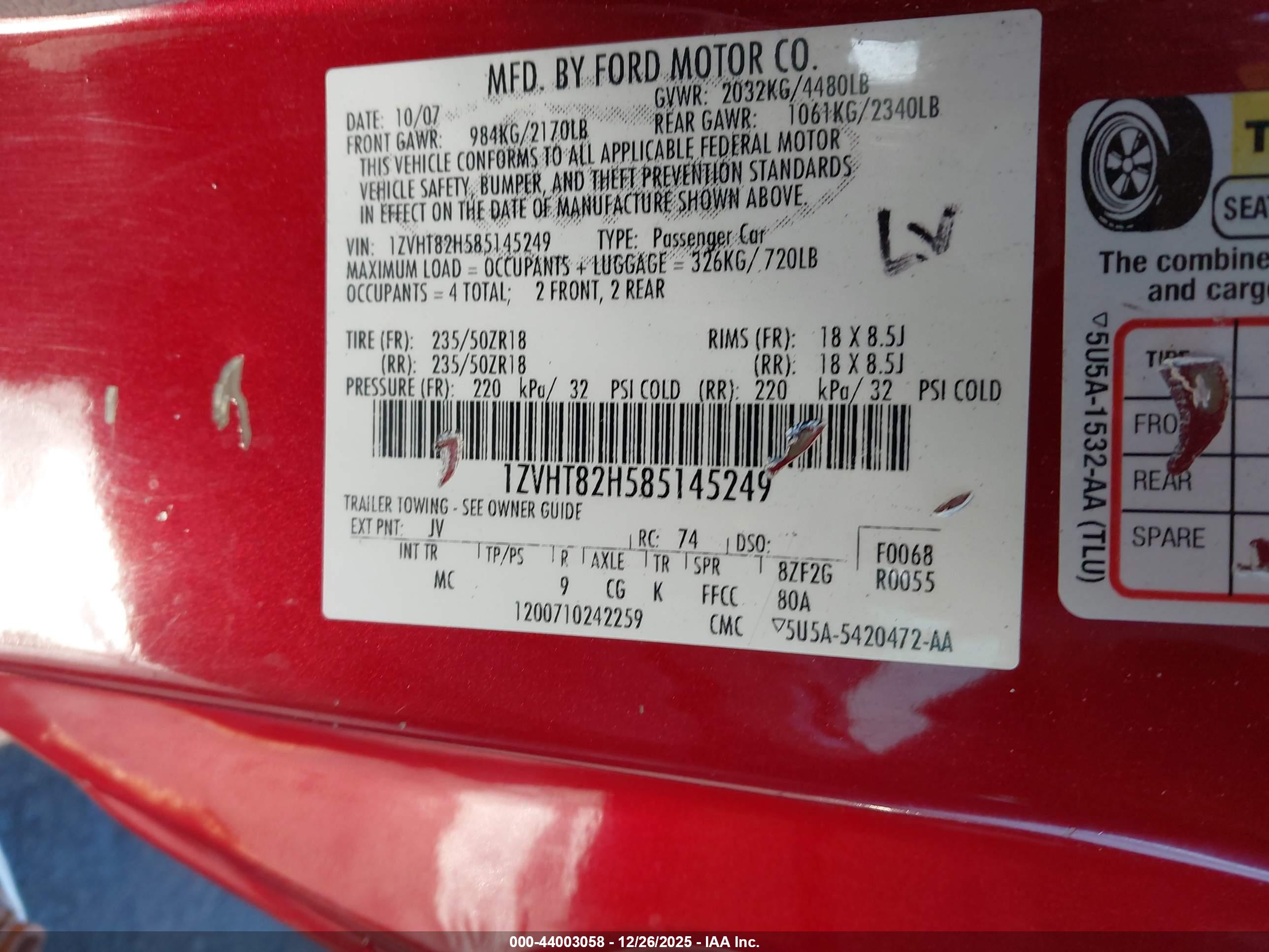 FORD MUSTANG image 9