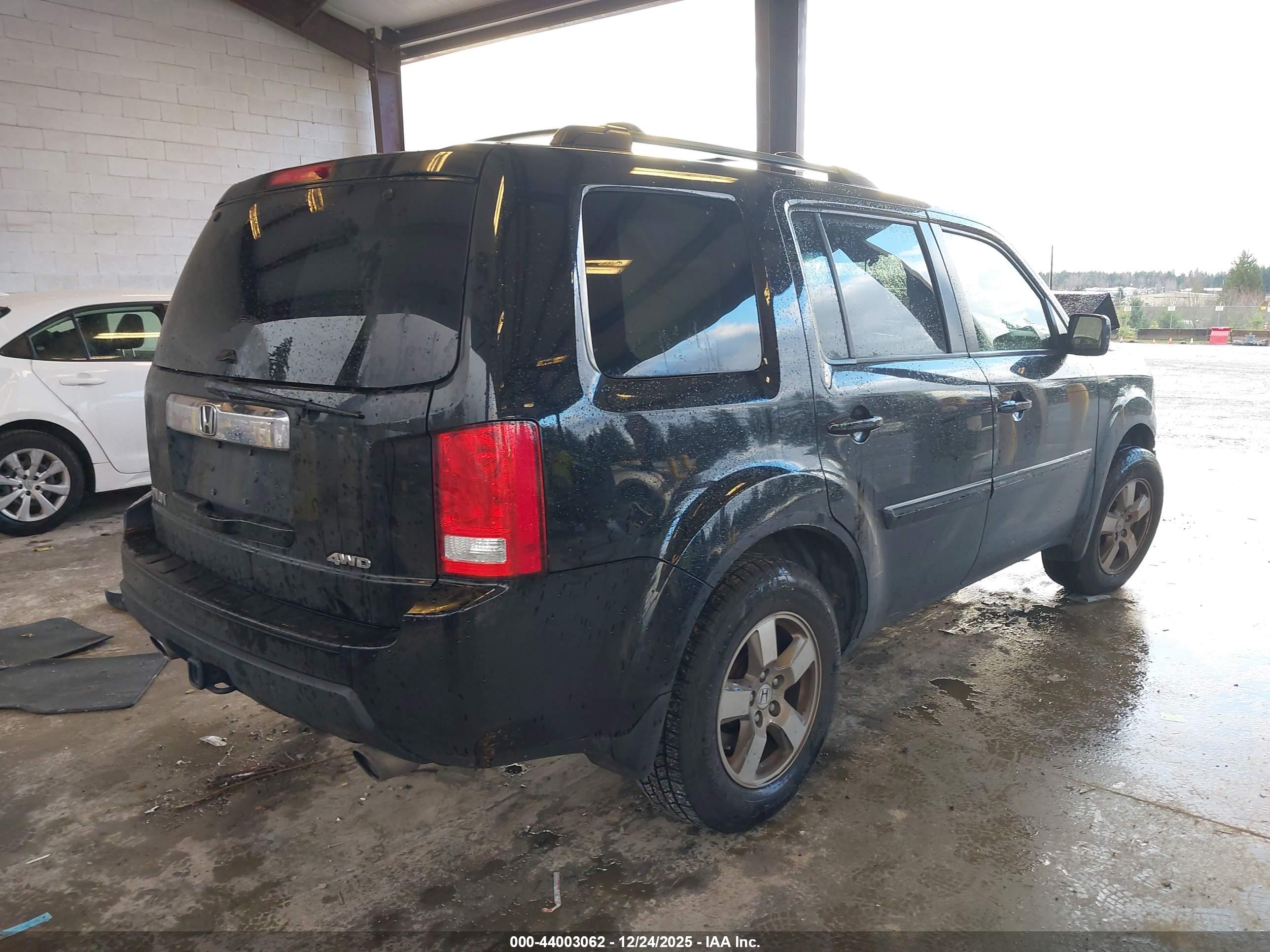 HONDA PILOT image 4