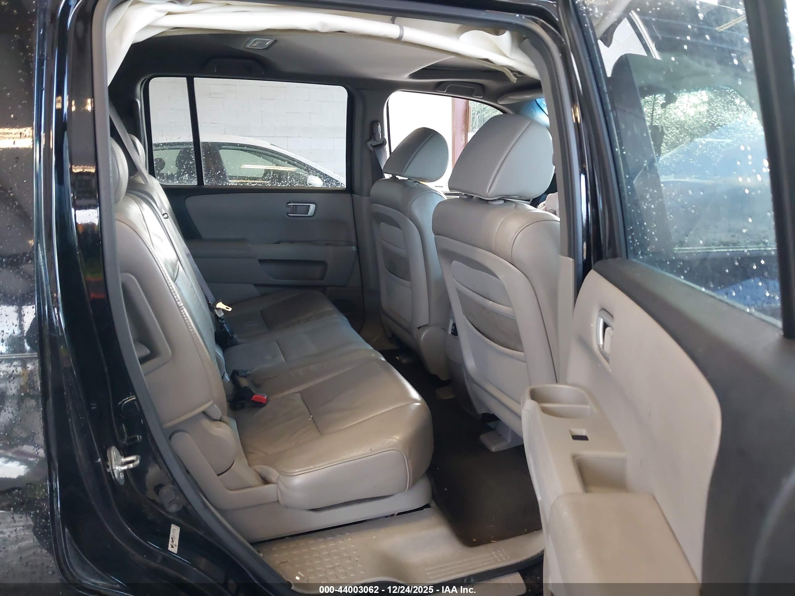 HONDA PILOT image 8
