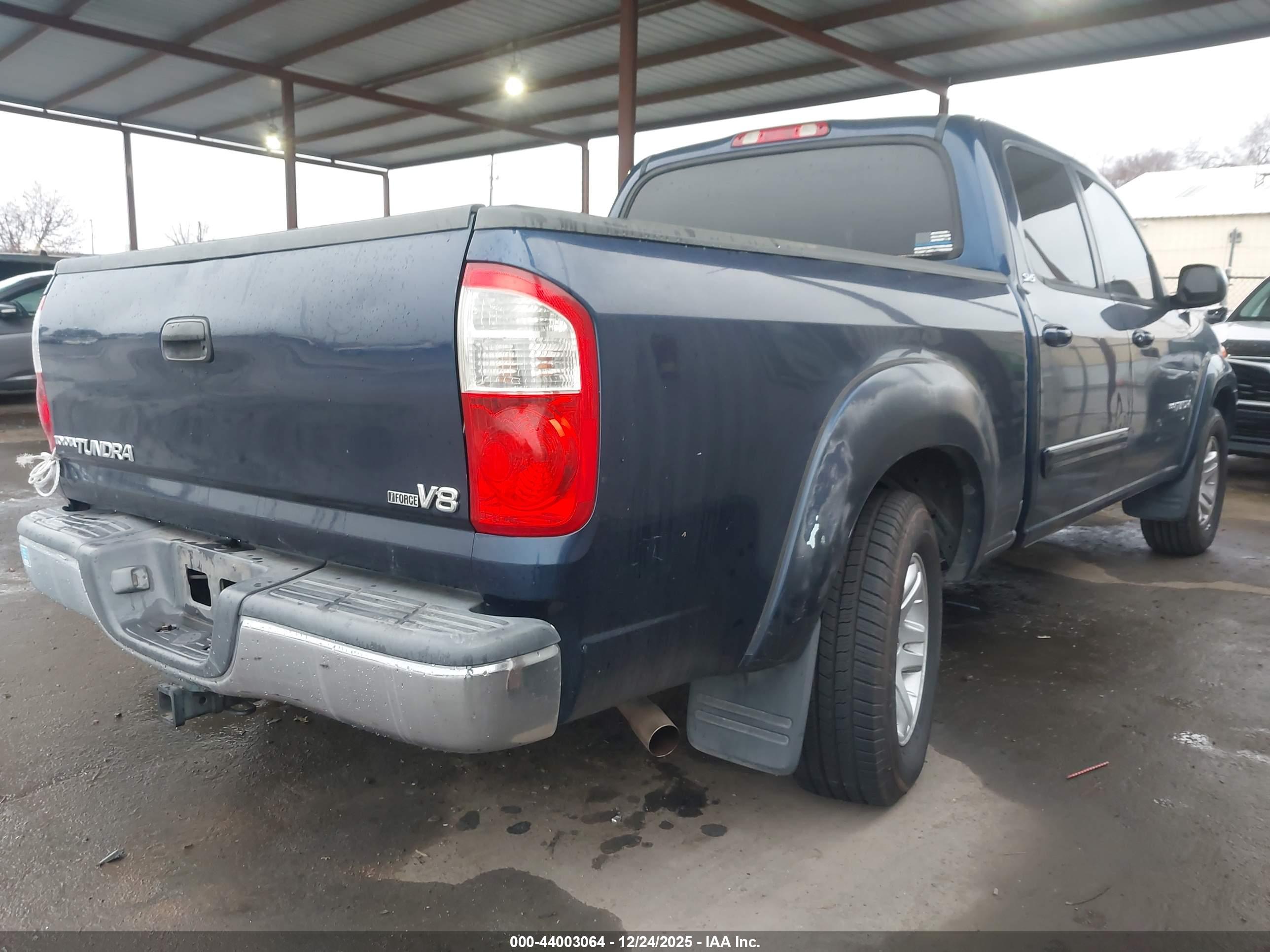TOYOTA TUNDRA image 4