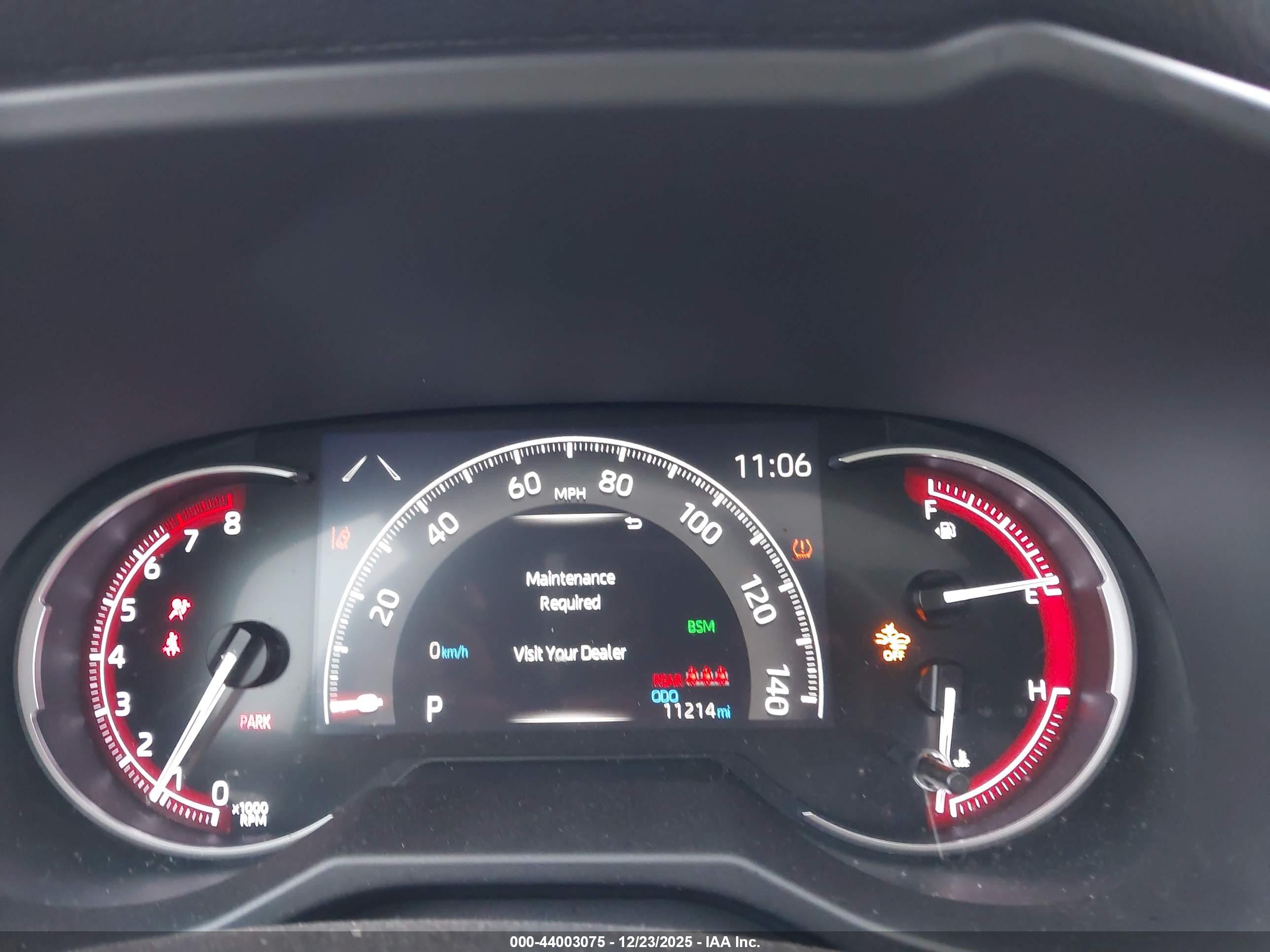 TOYOTA RAV4 image 7