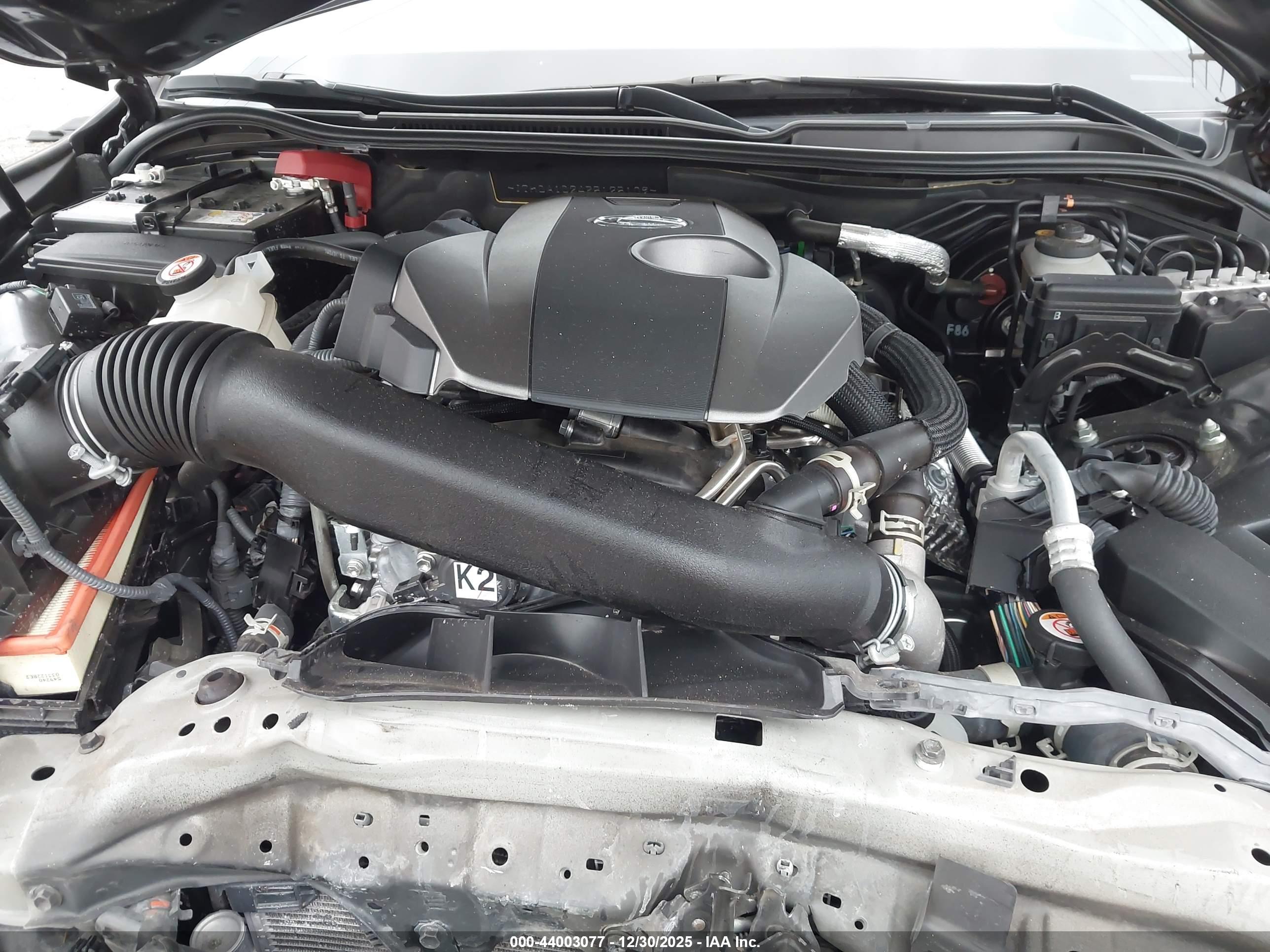 LEXUS IS image 10