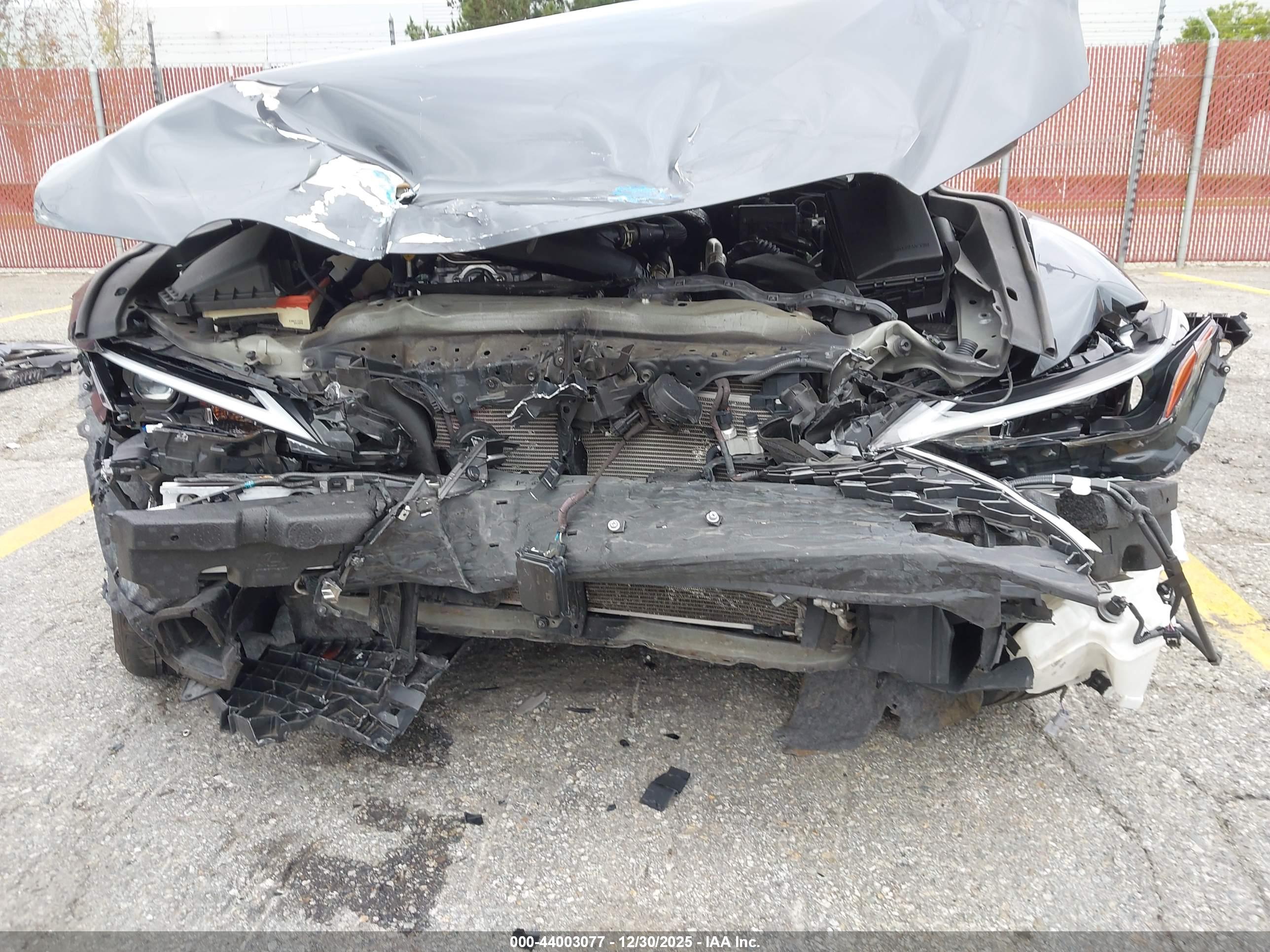 LEXUS IS image 6