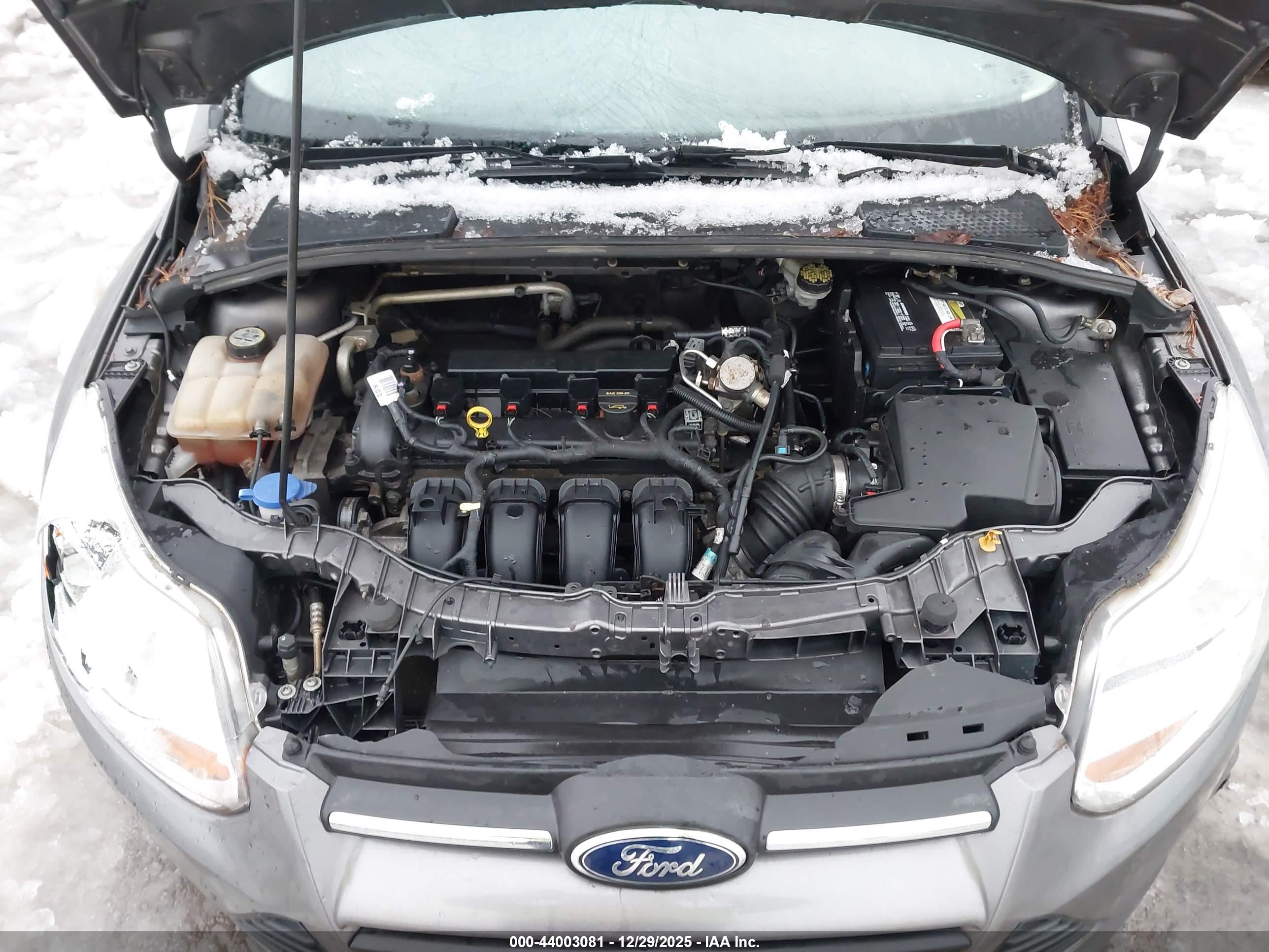 FORD FOCUS image 10