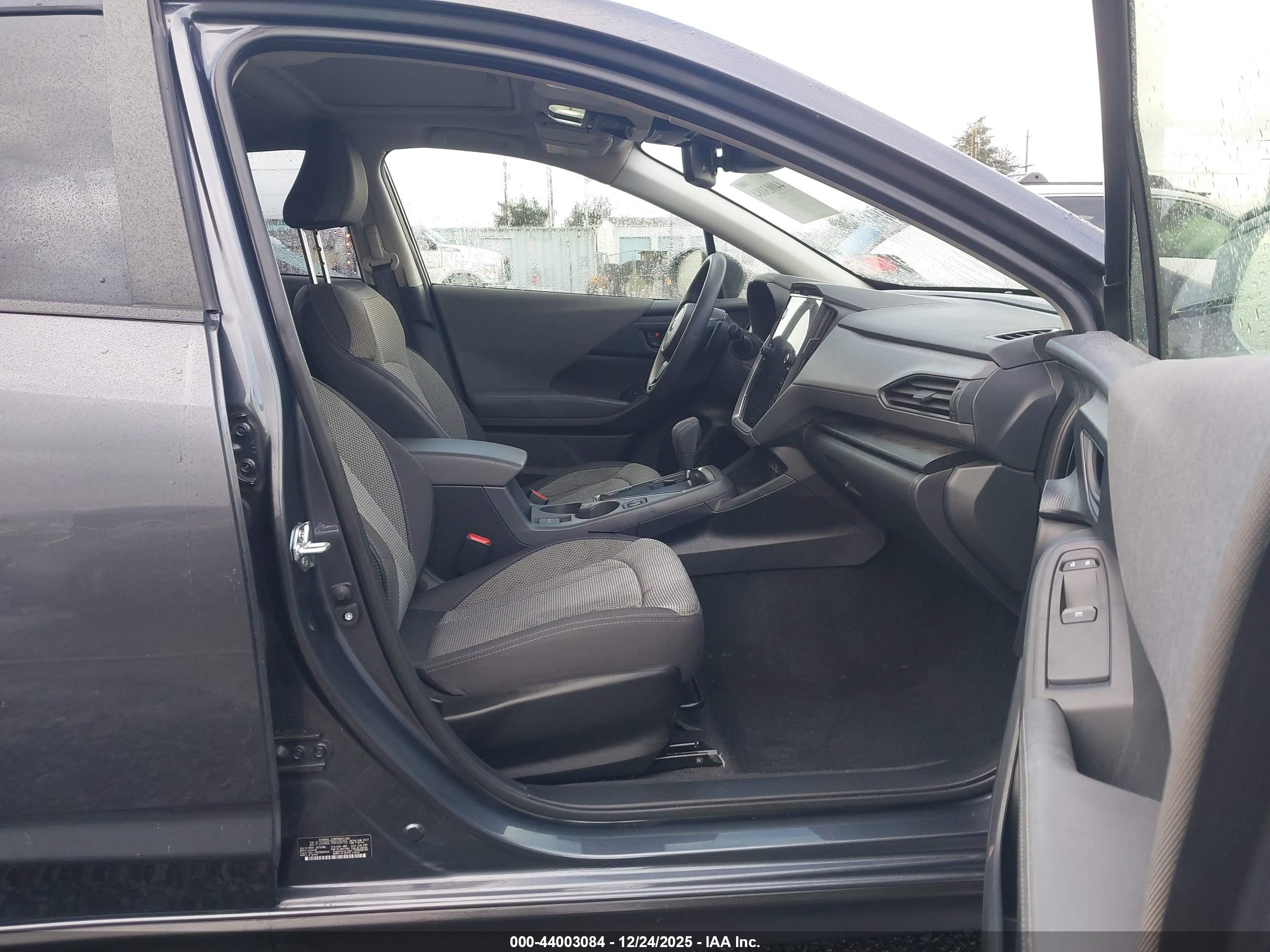SUBARU CROSSTREK image 5
