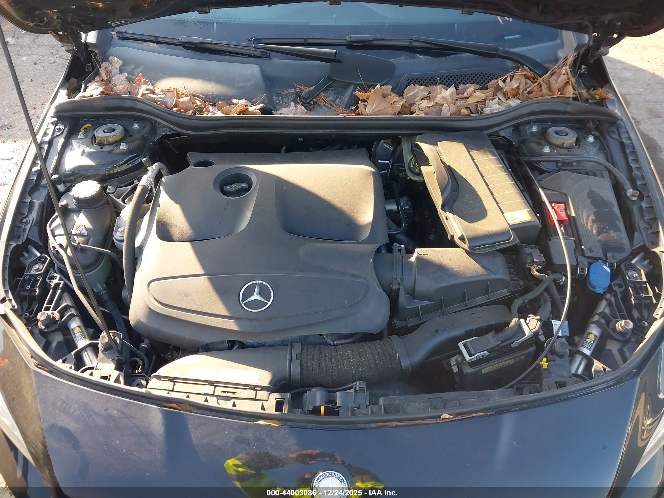 MERCEDES-BENZ CLA image 10