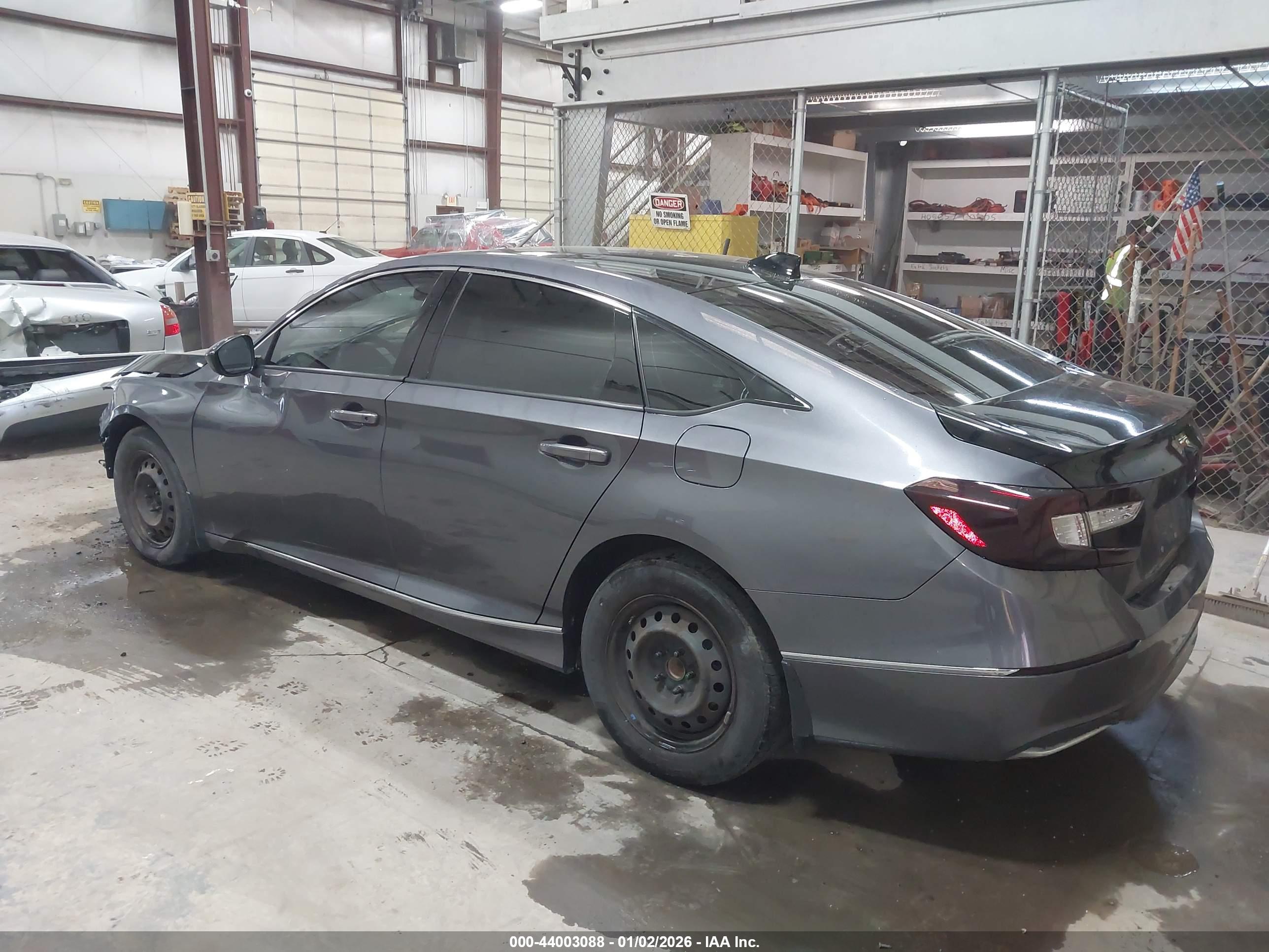 HONDA ACCORD image 3