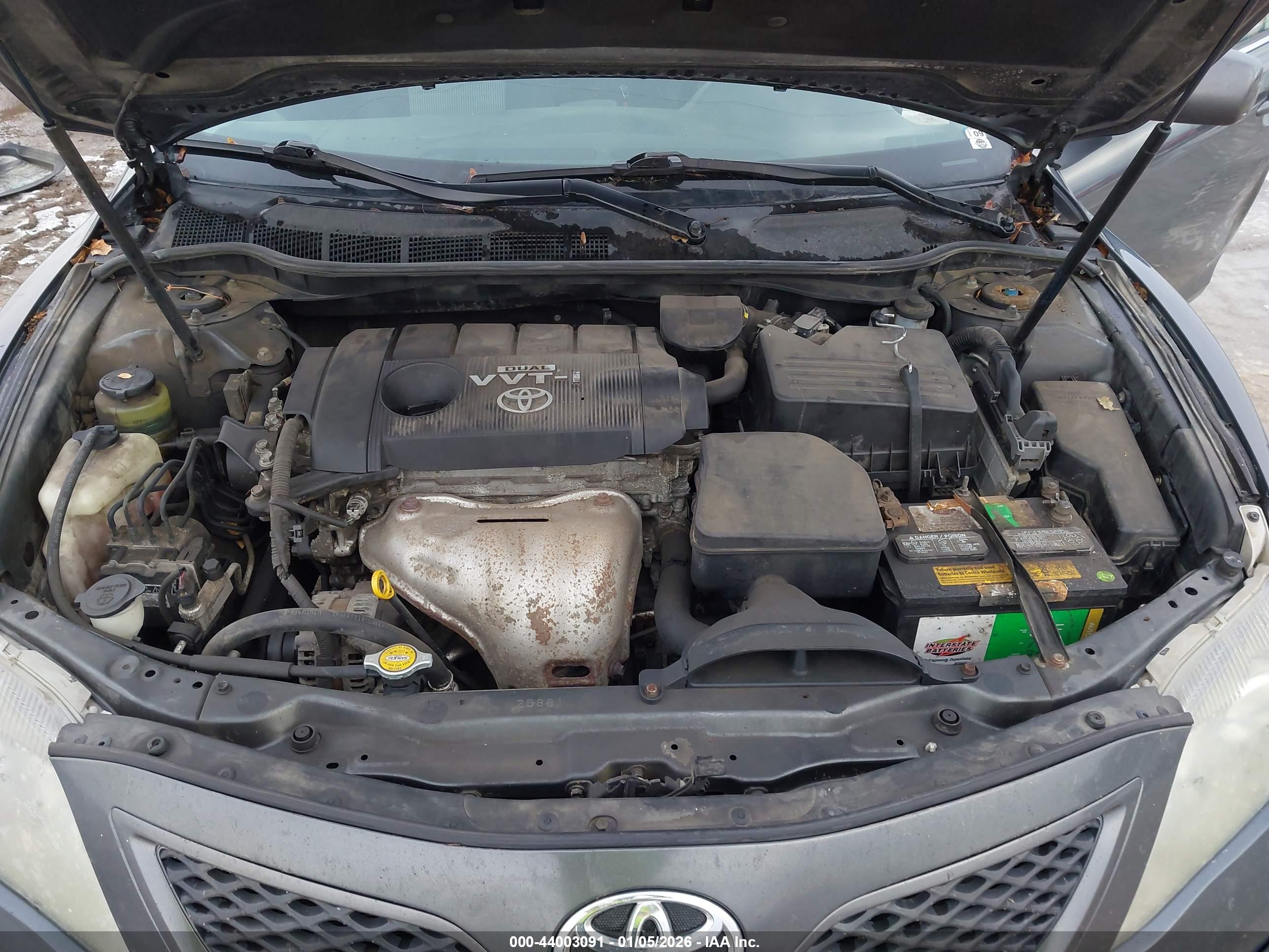 TOYOTA CAMRY image 10