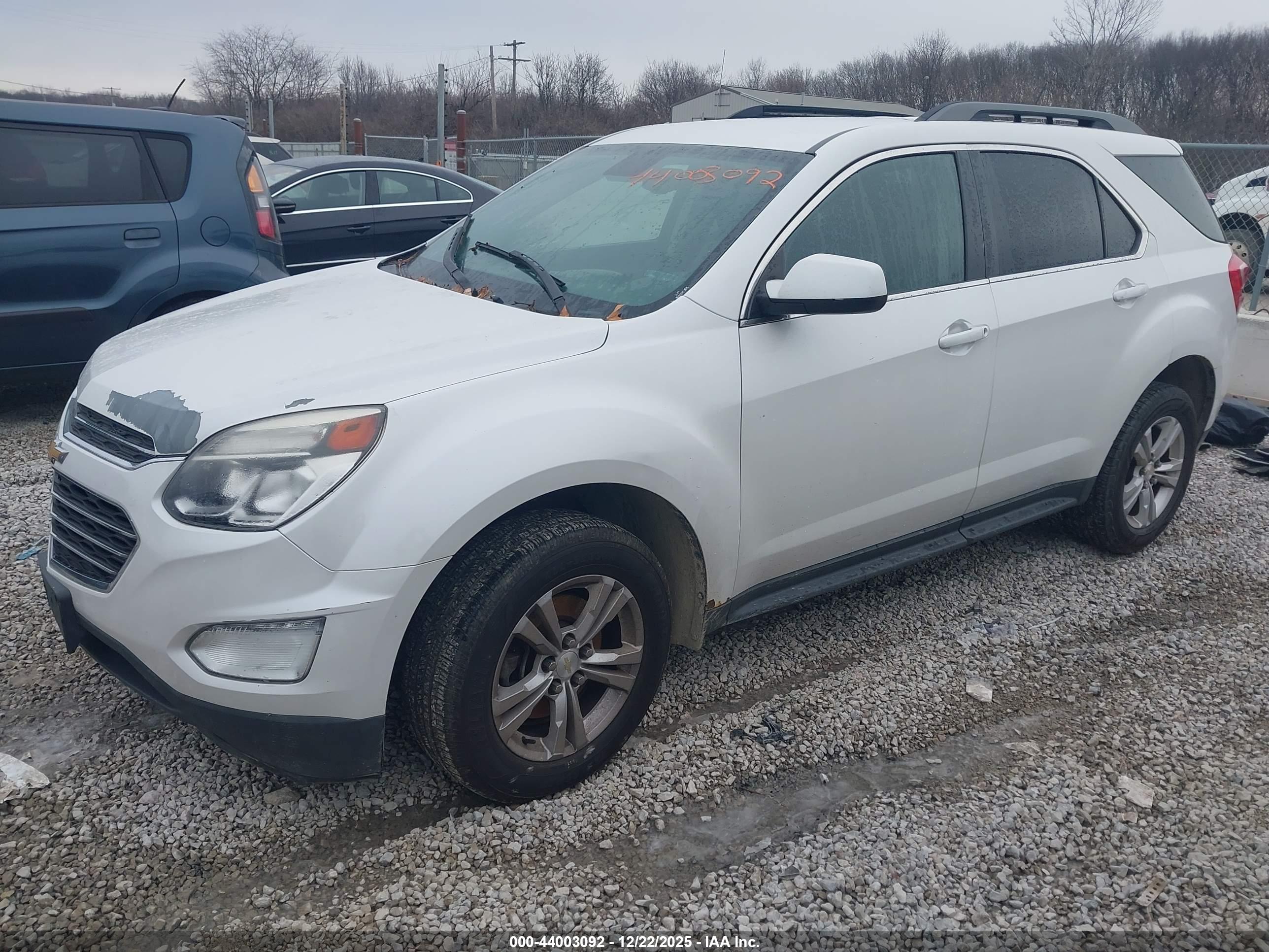 CHEVROLET EQUINOX image 2