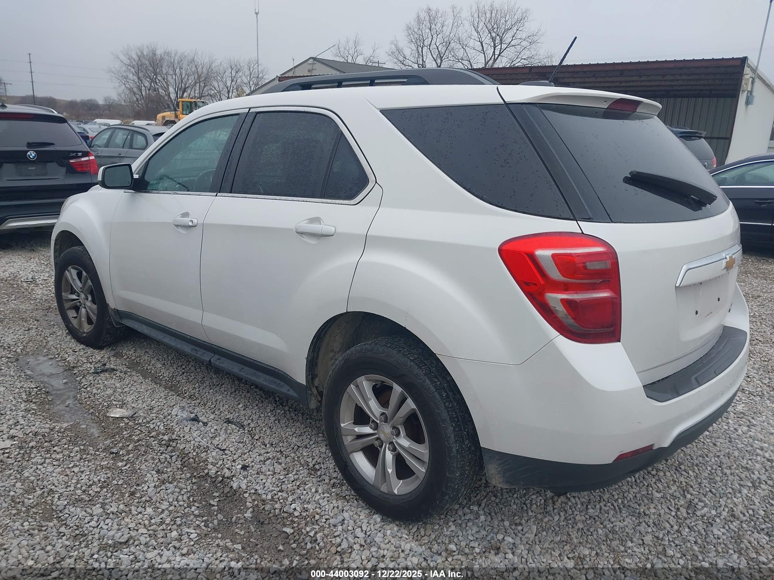 CHEVROLET EQUINOX image 3
