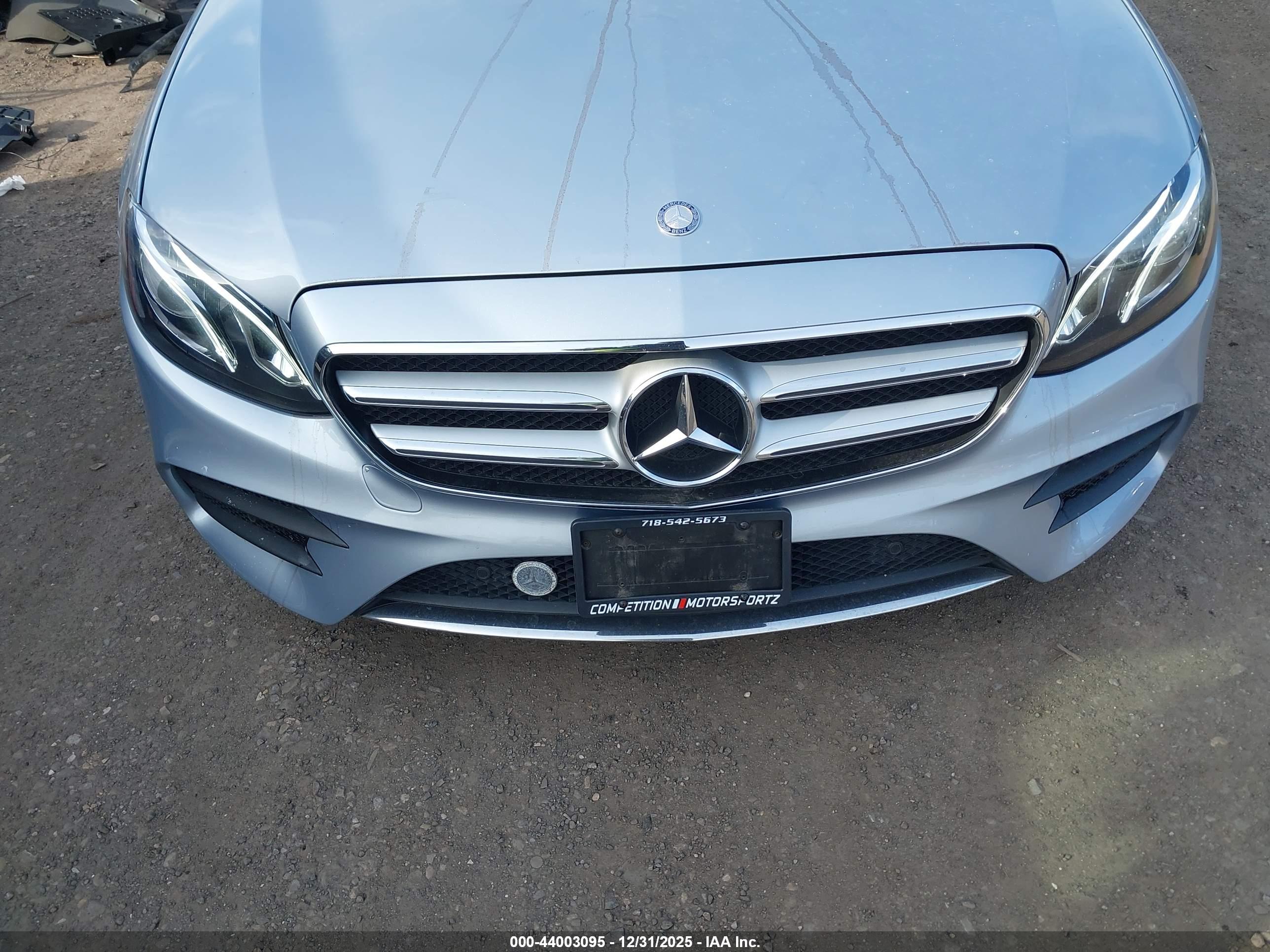MERCEDES-BENZ E image 6