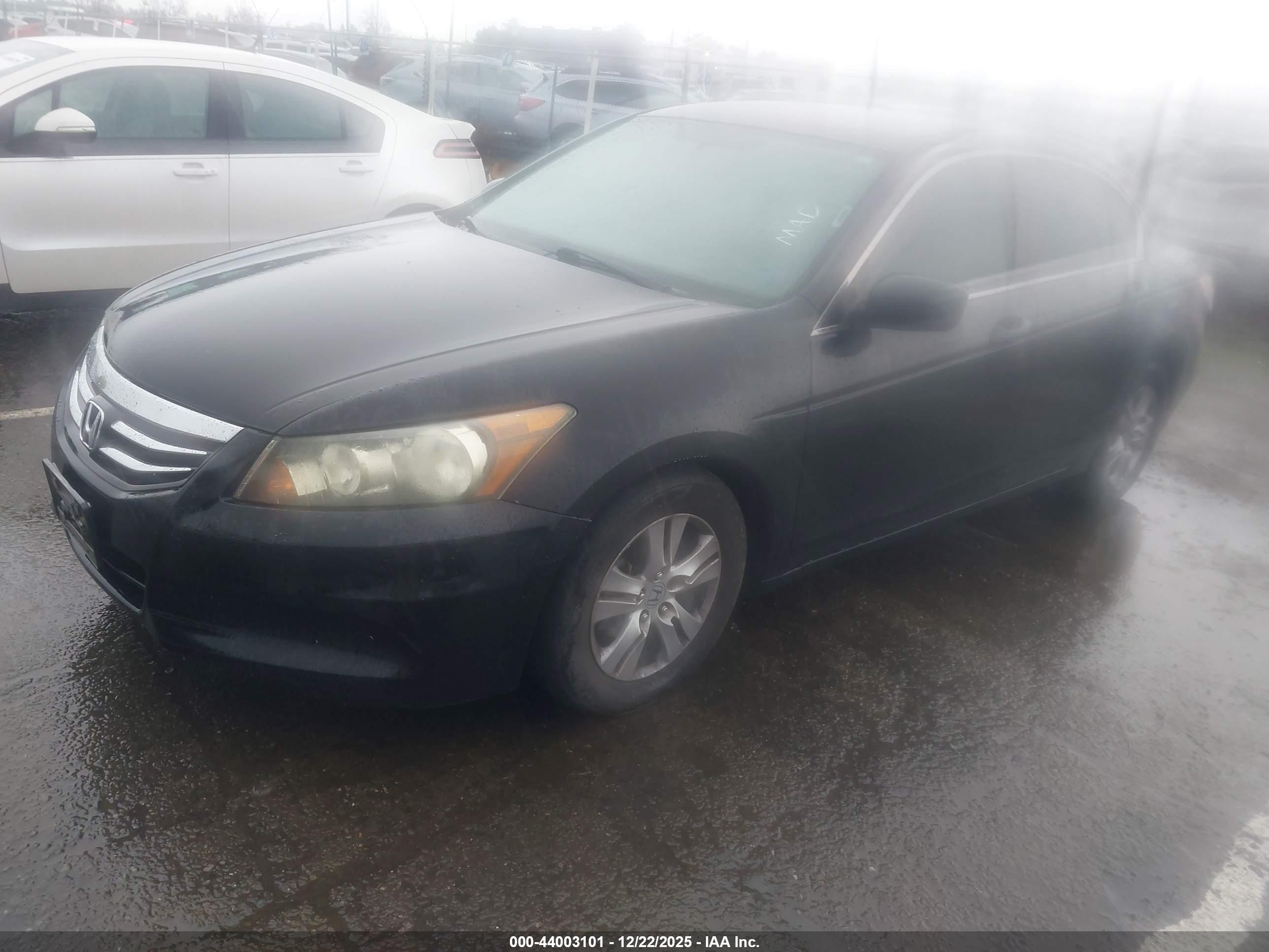 HONDA ACCORD image 2