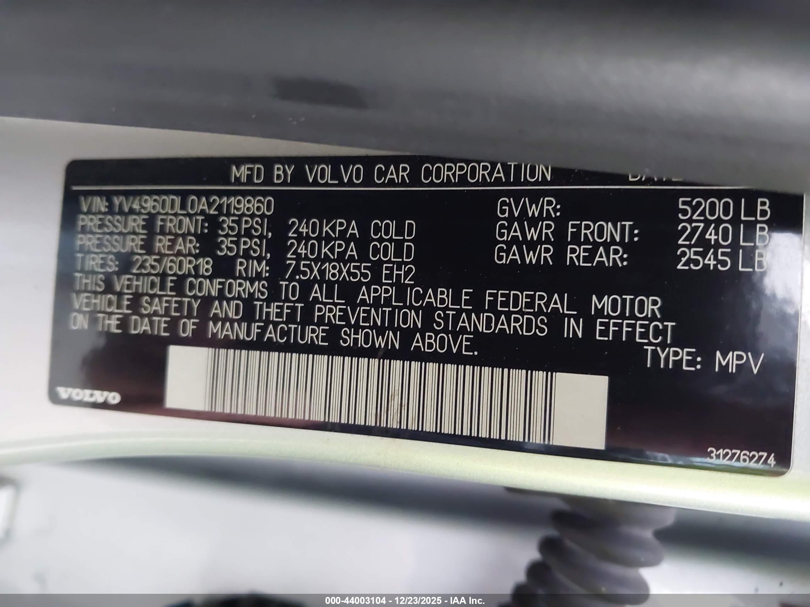 VOLVO XC60 image 9