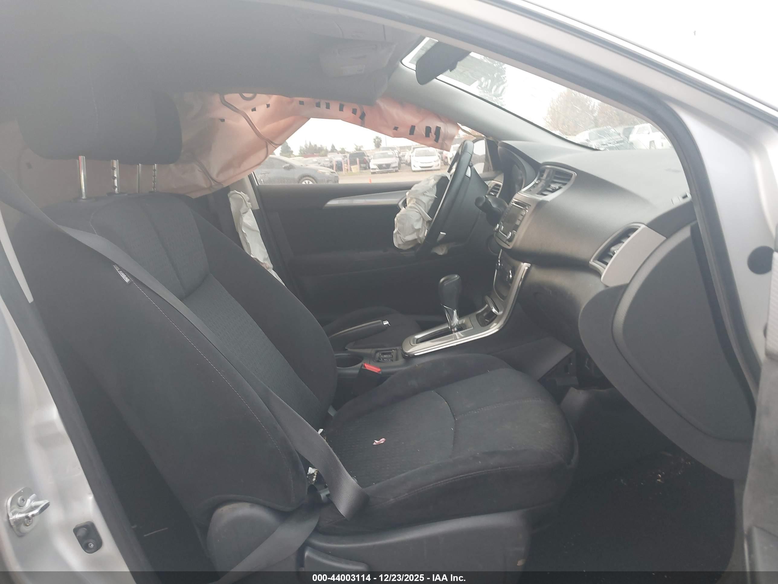 NISSAN SENTRA image 5