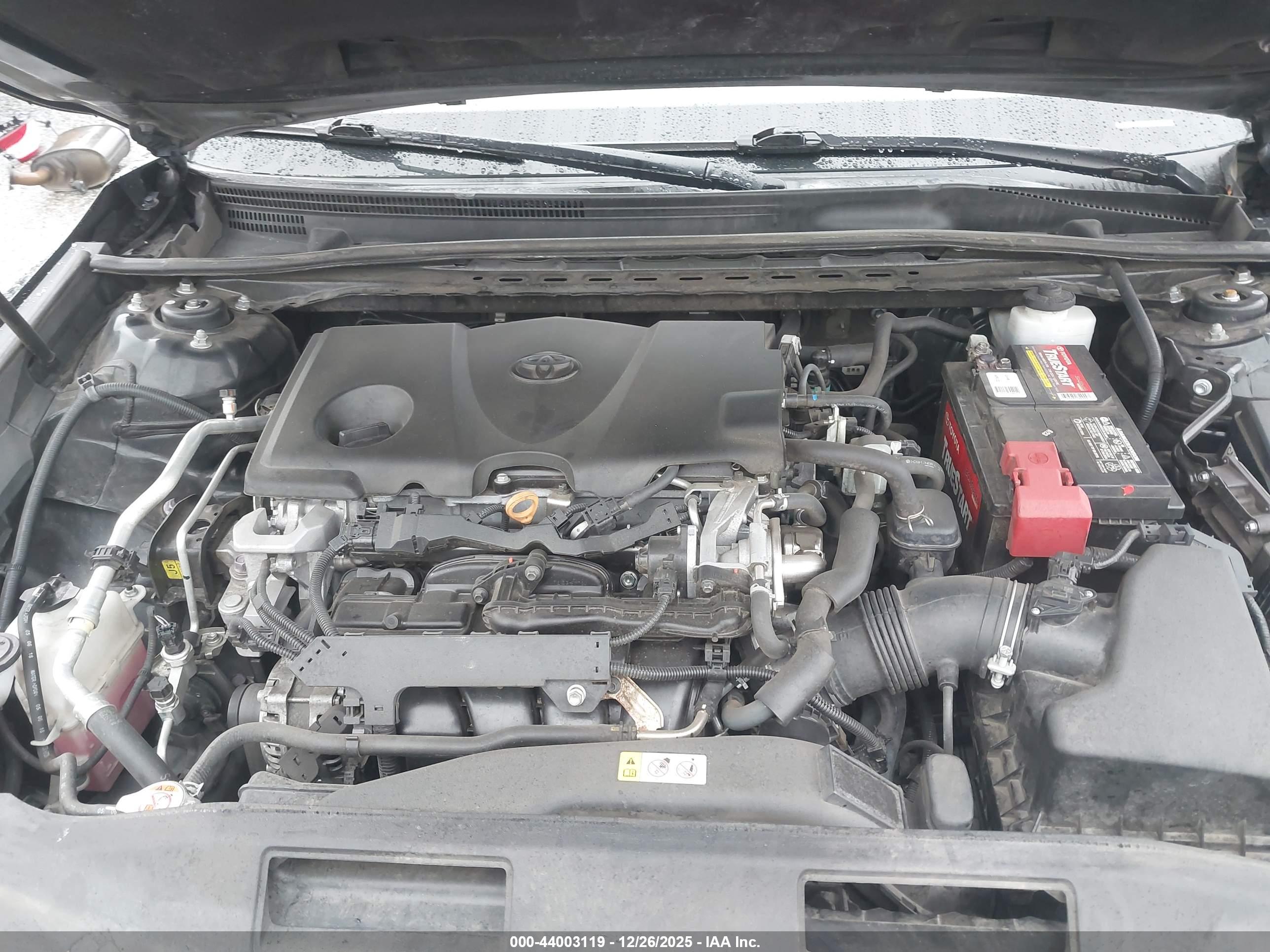 TOYOTA CAMRY image 10