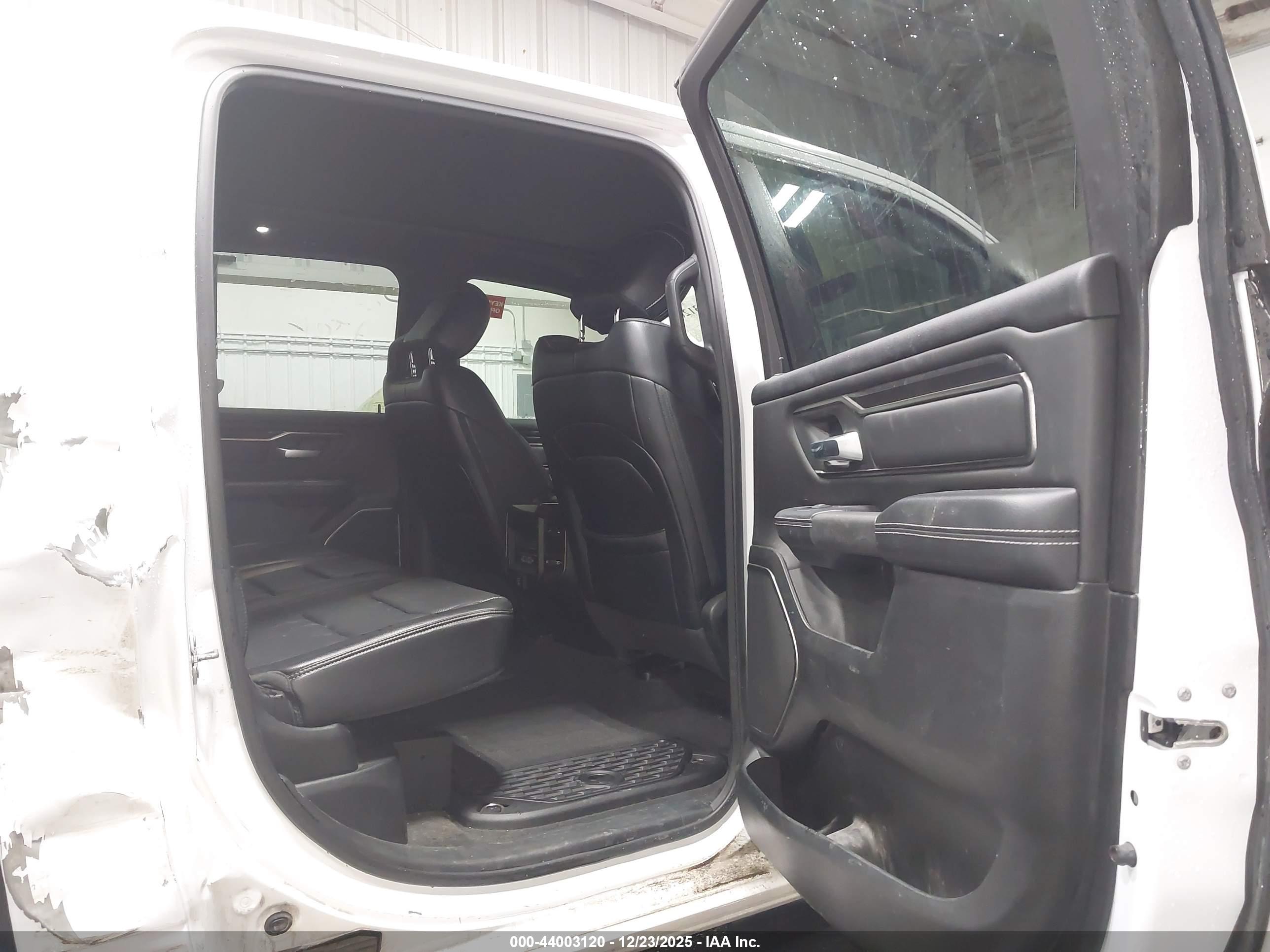 RAM 1500 image 8