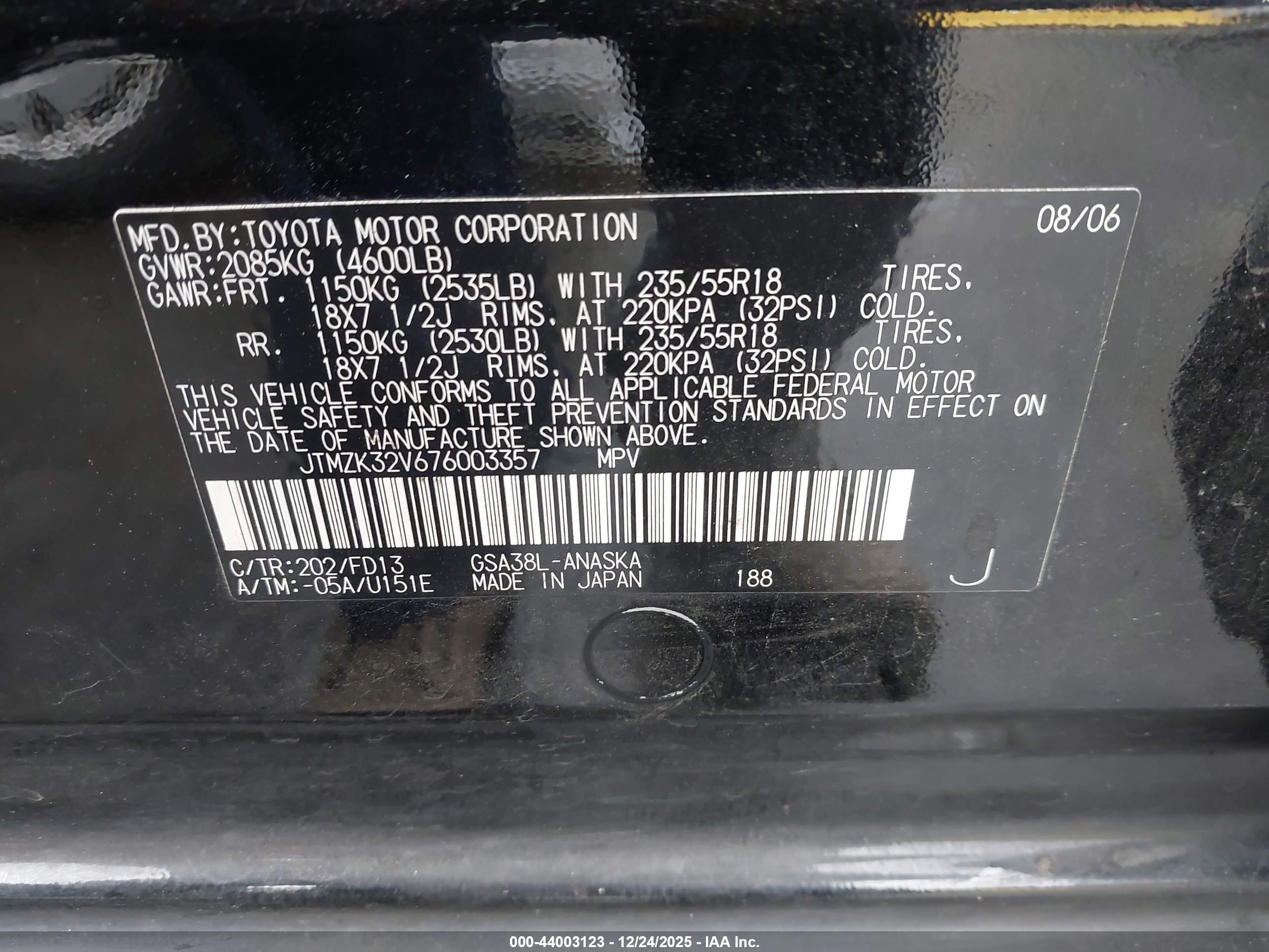 TOYOTA RAV4 image 9
