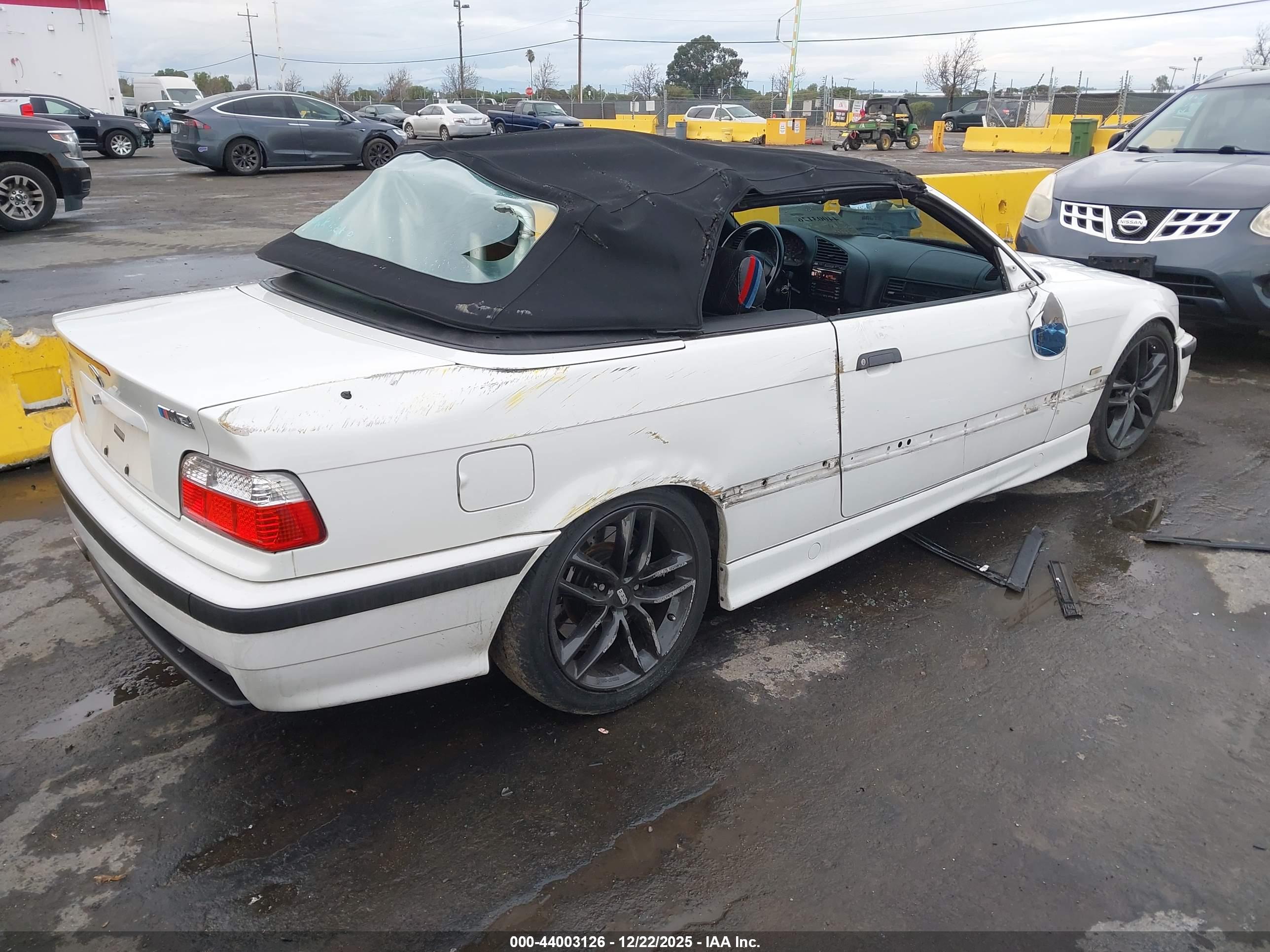 BMW M3 image 4