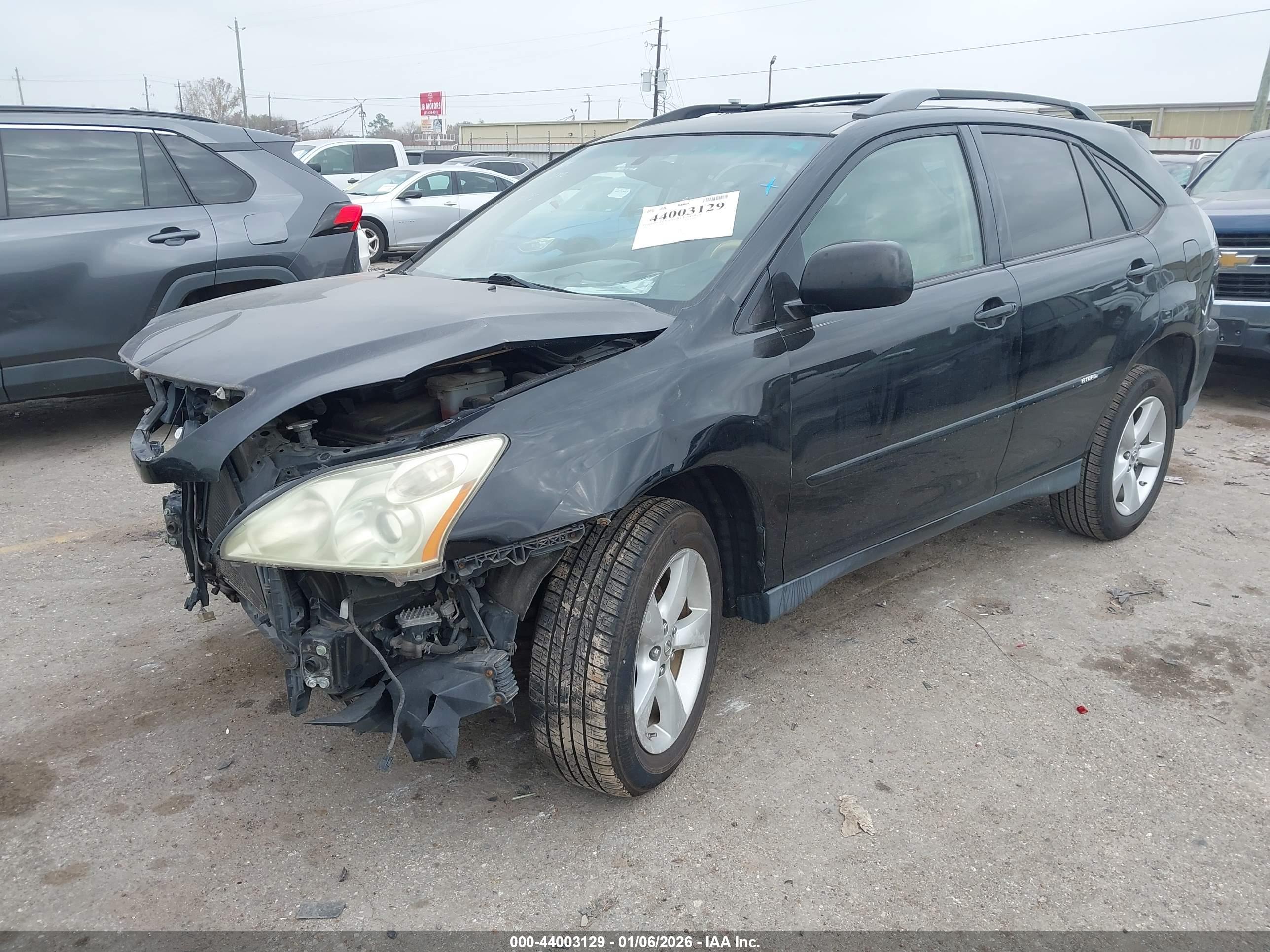 LEXUS RX image 2