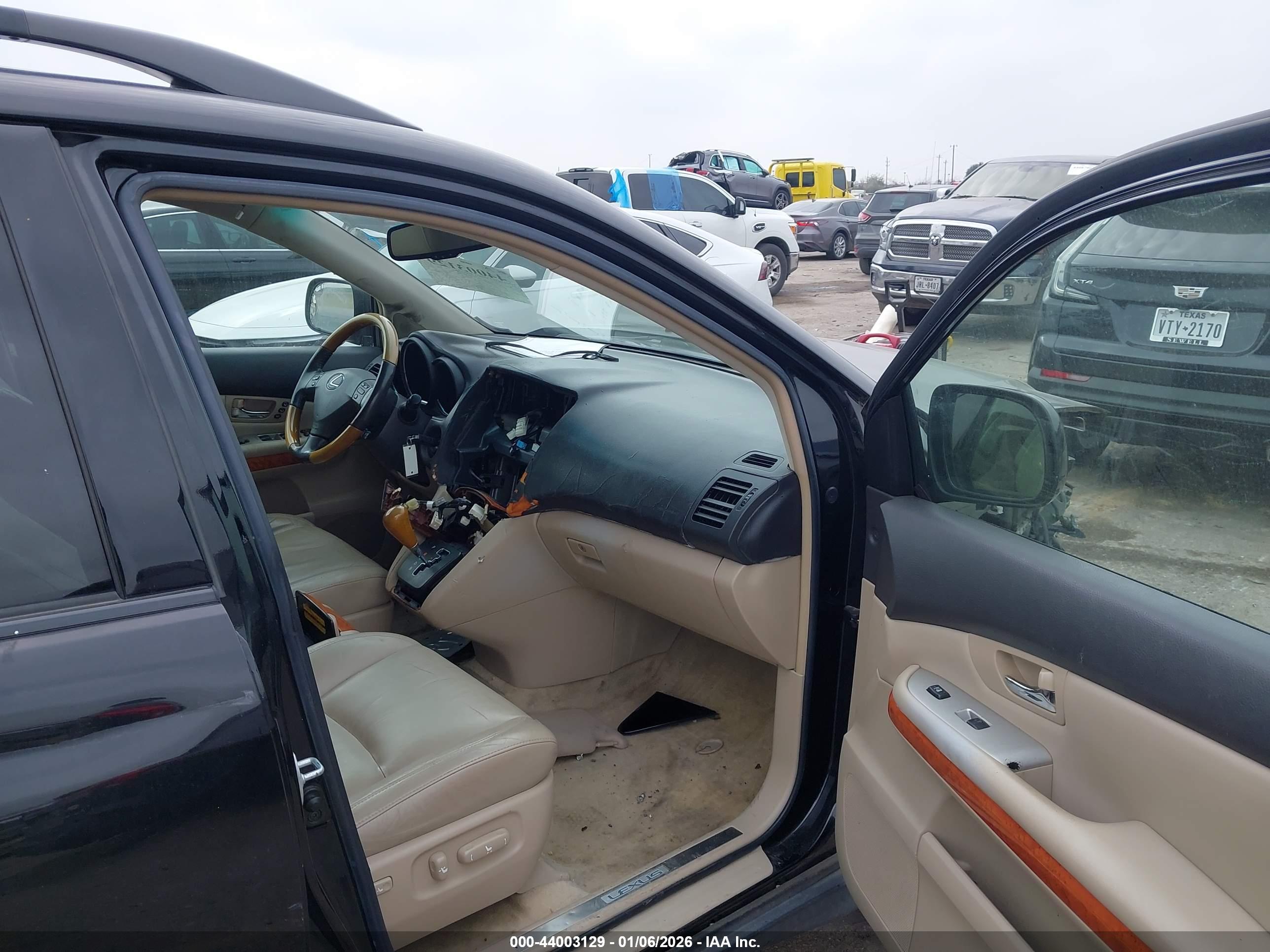 LEXUS RX image 5
