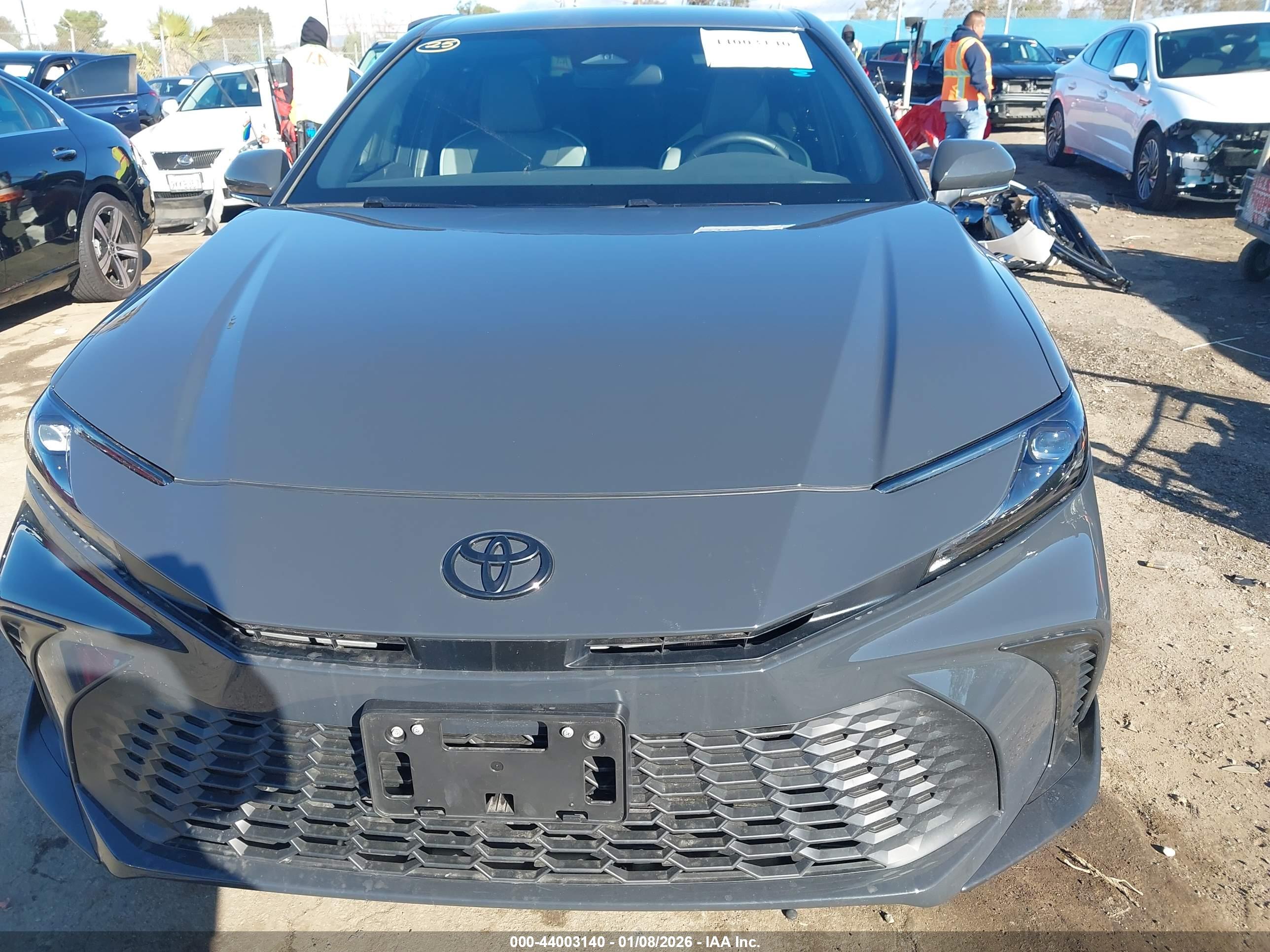 TOYOTA CAMRY image 6