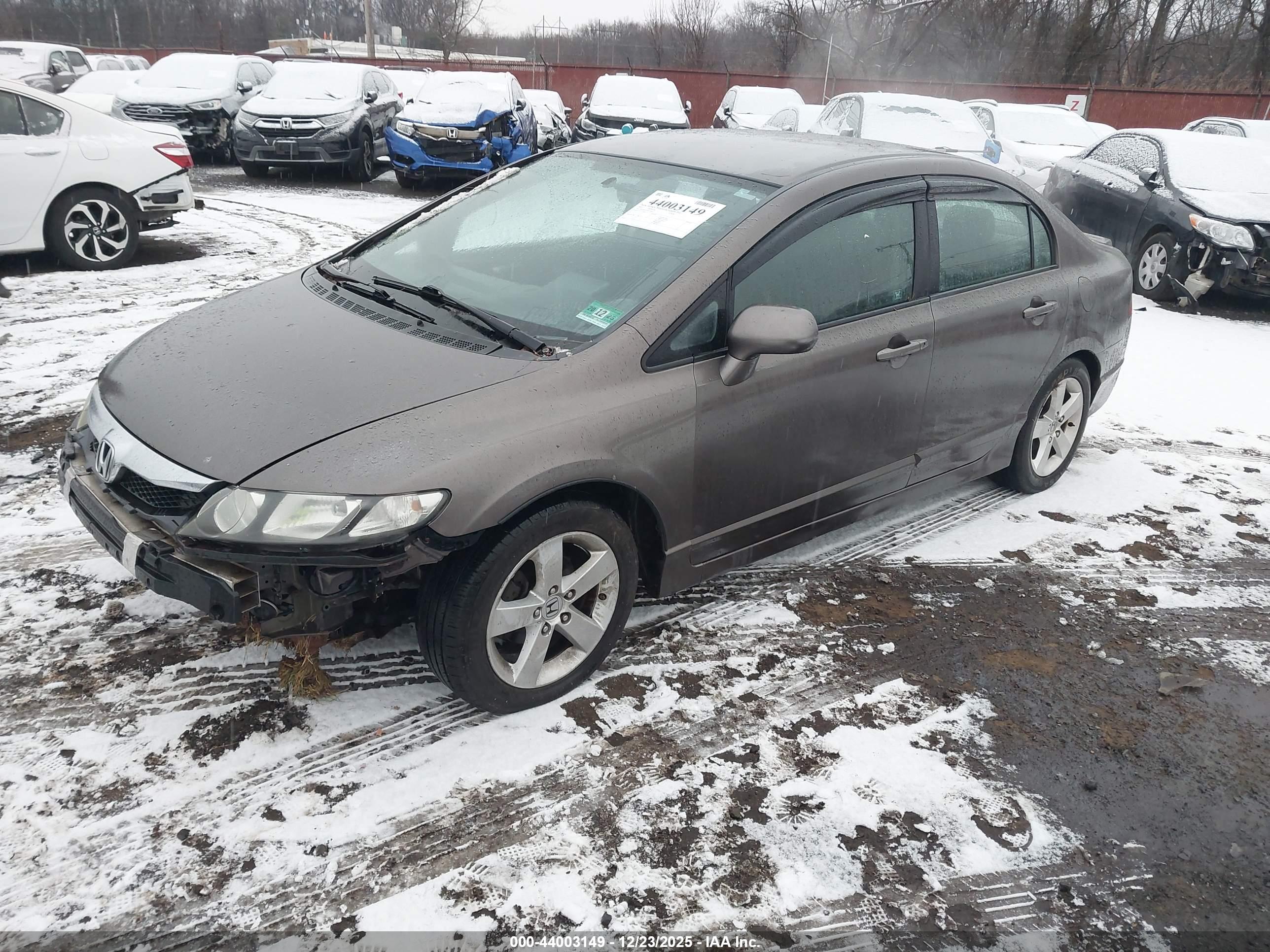 HONDA CIVIC image 2
