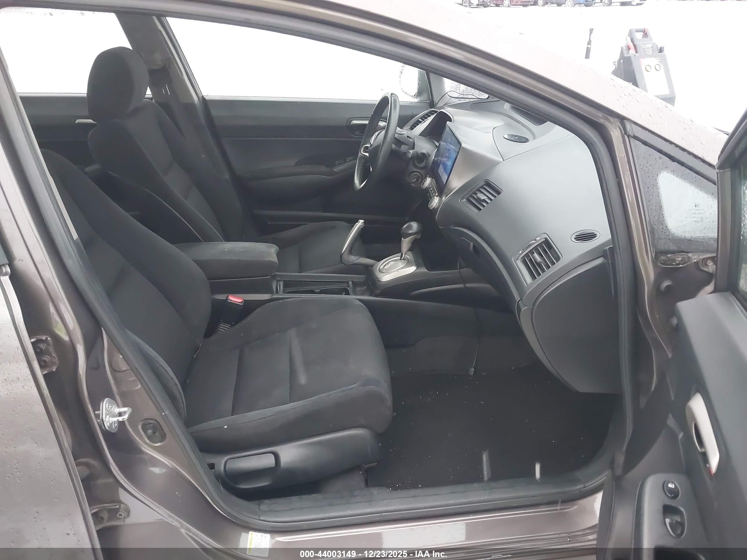 HONDA CIVIC image 5