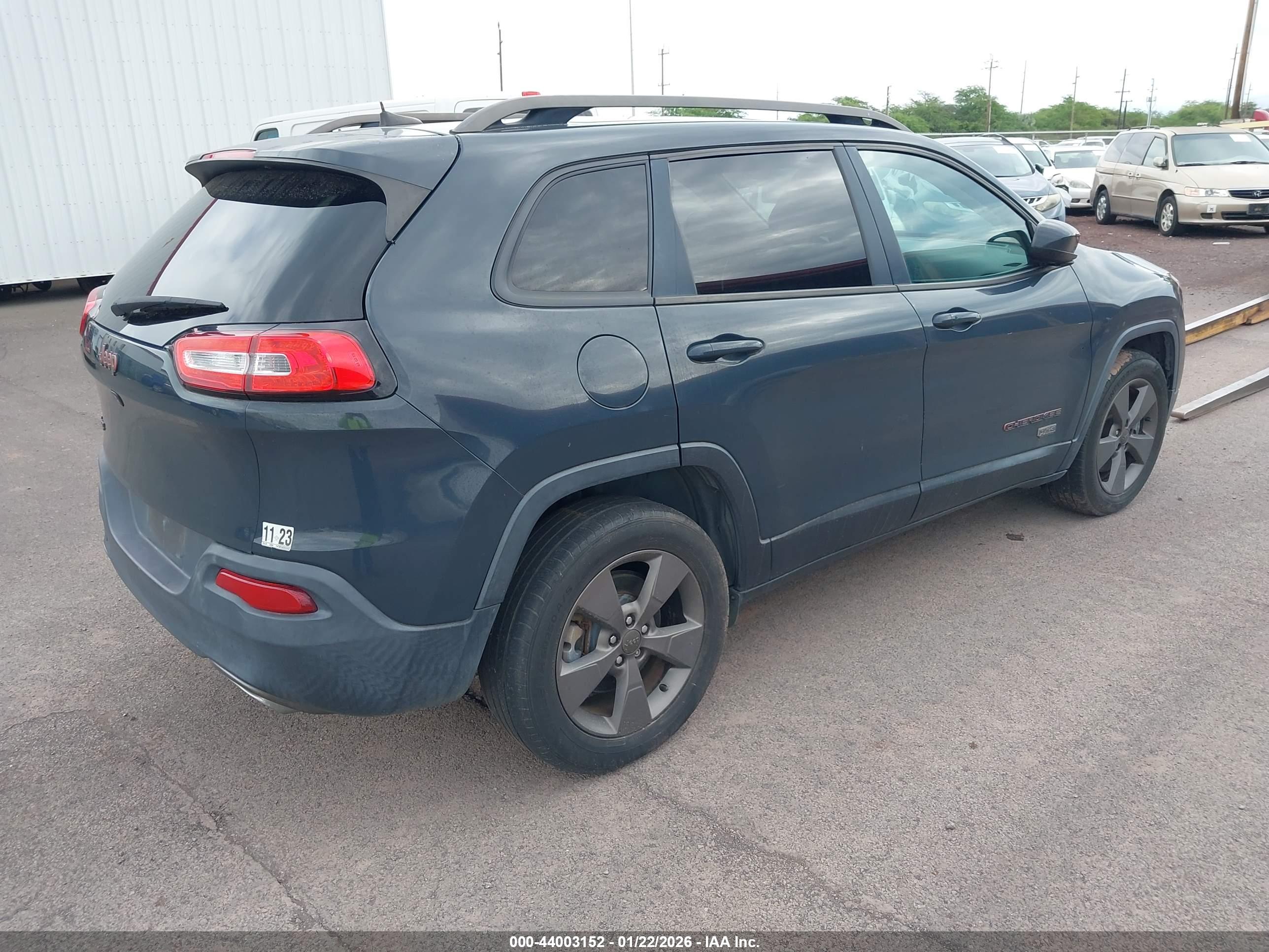 JEEP CHEROKEE image 4