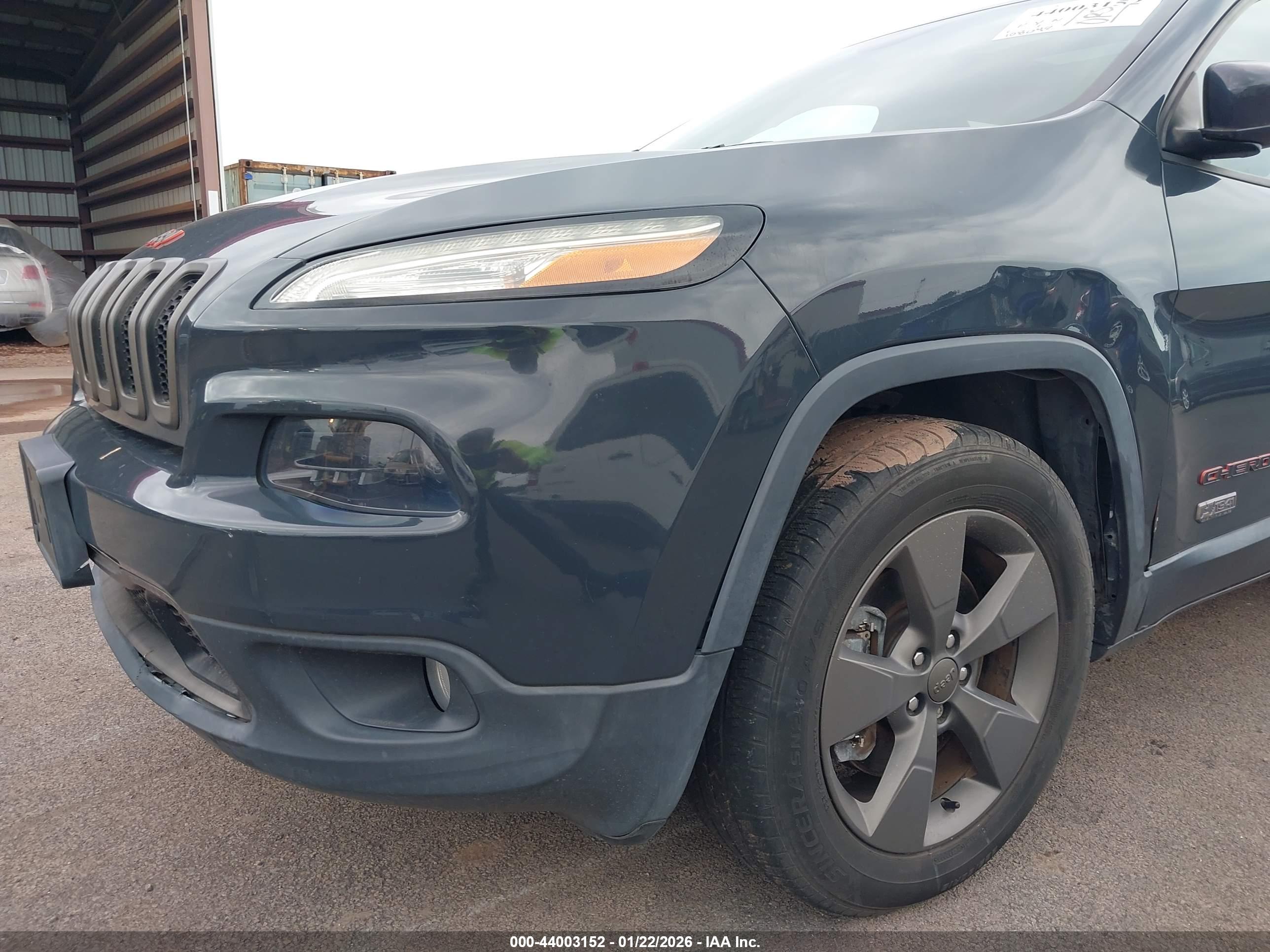 JEEP CHEROKEE image 6