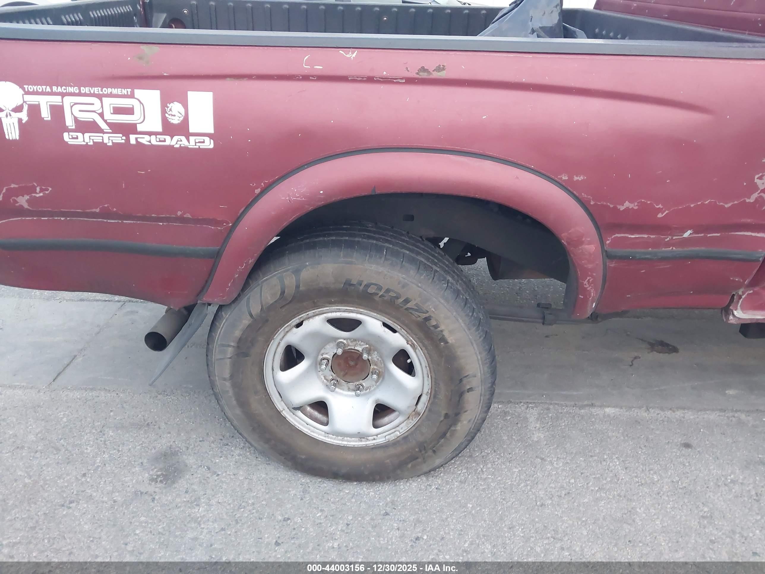 TOYOTA TACOMA image 6
