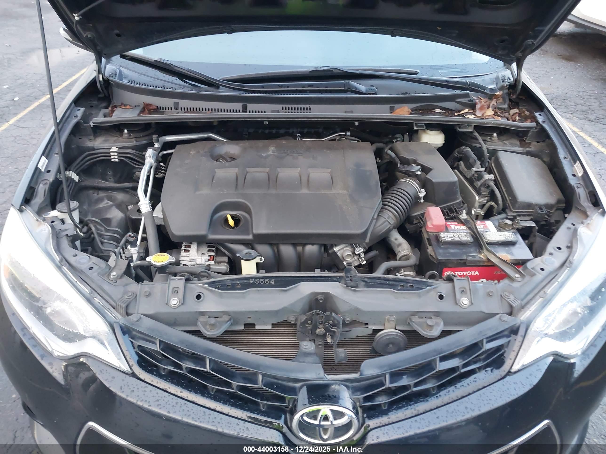 TOYOTA COROLLA image 10