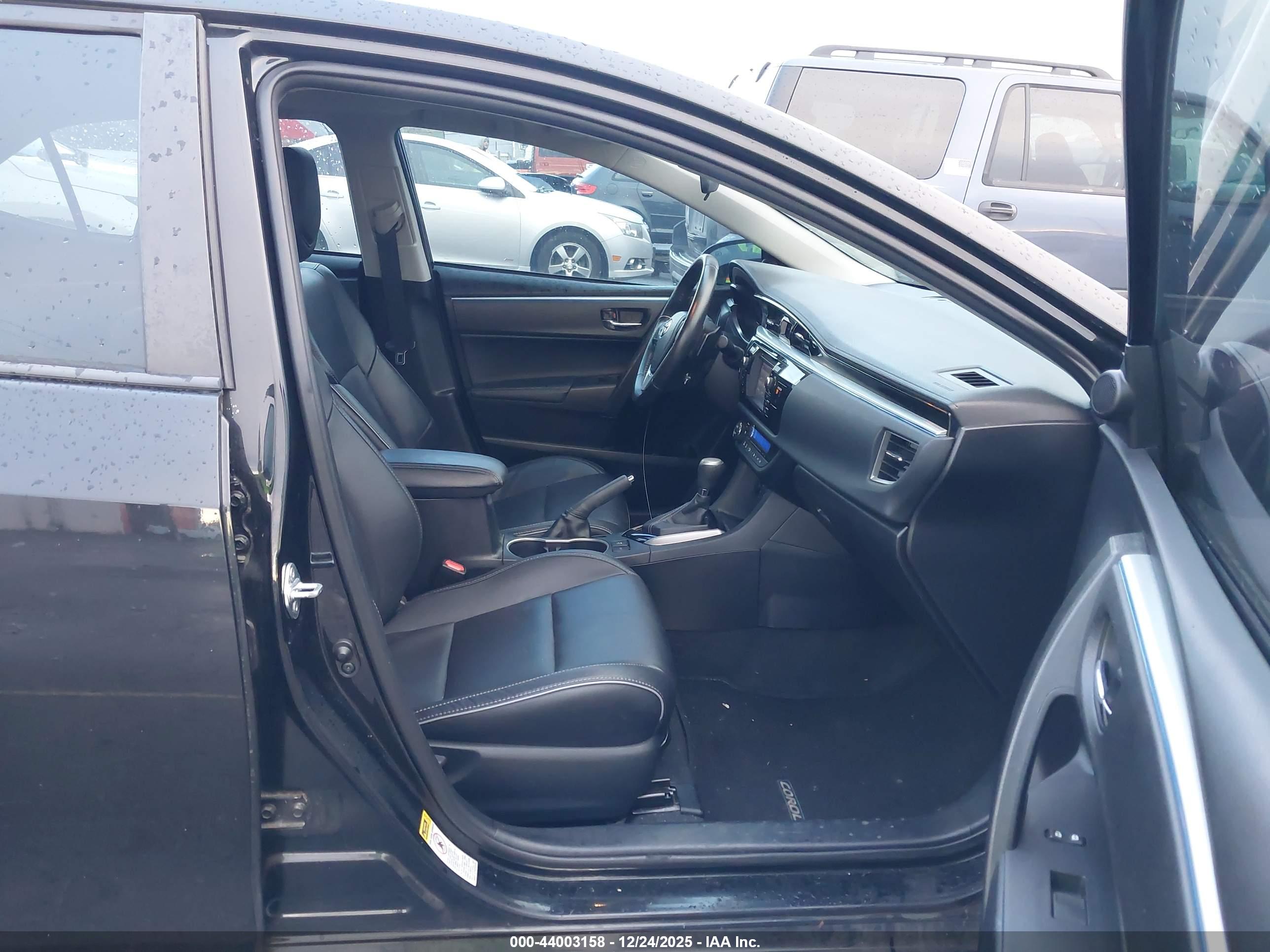 TOYOTA COROLLA image 5