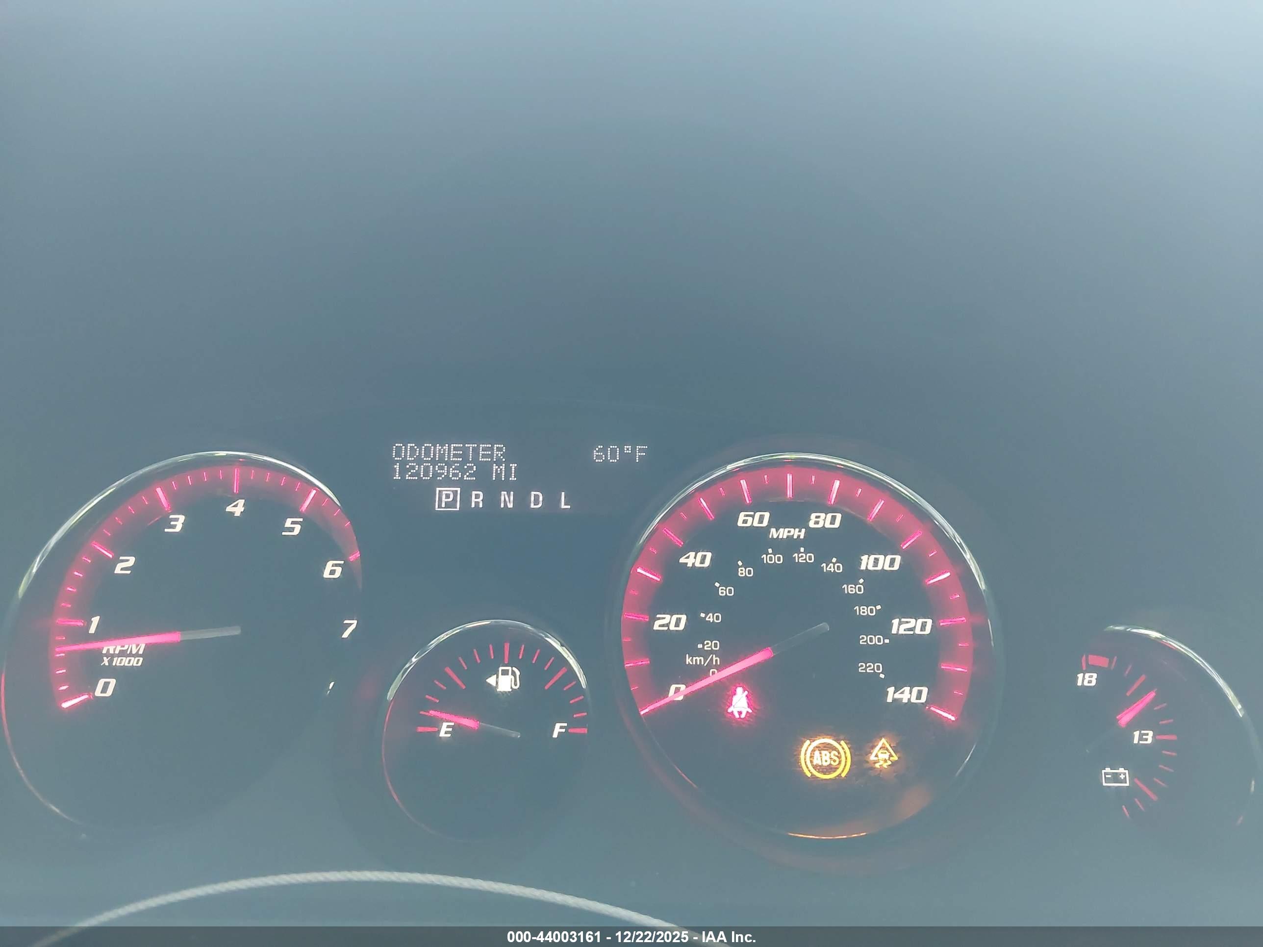 GMC ACADIA image 7