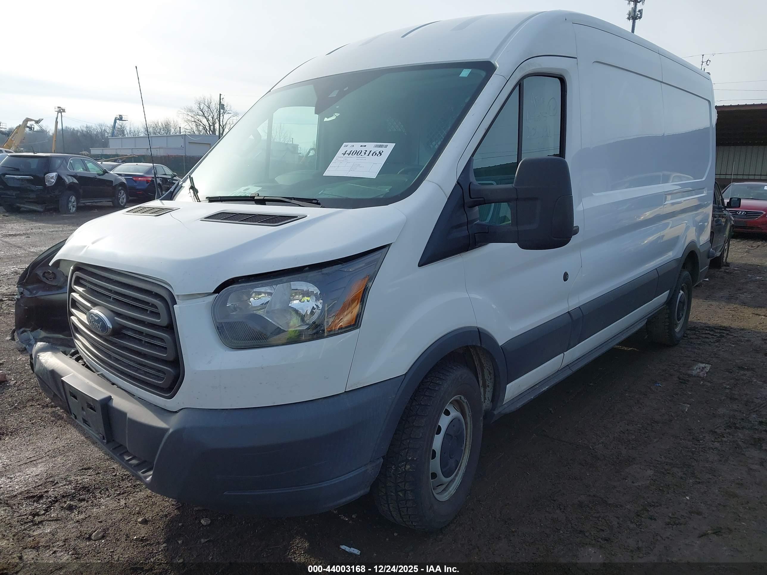 FORD TRANSIT-150 image 2