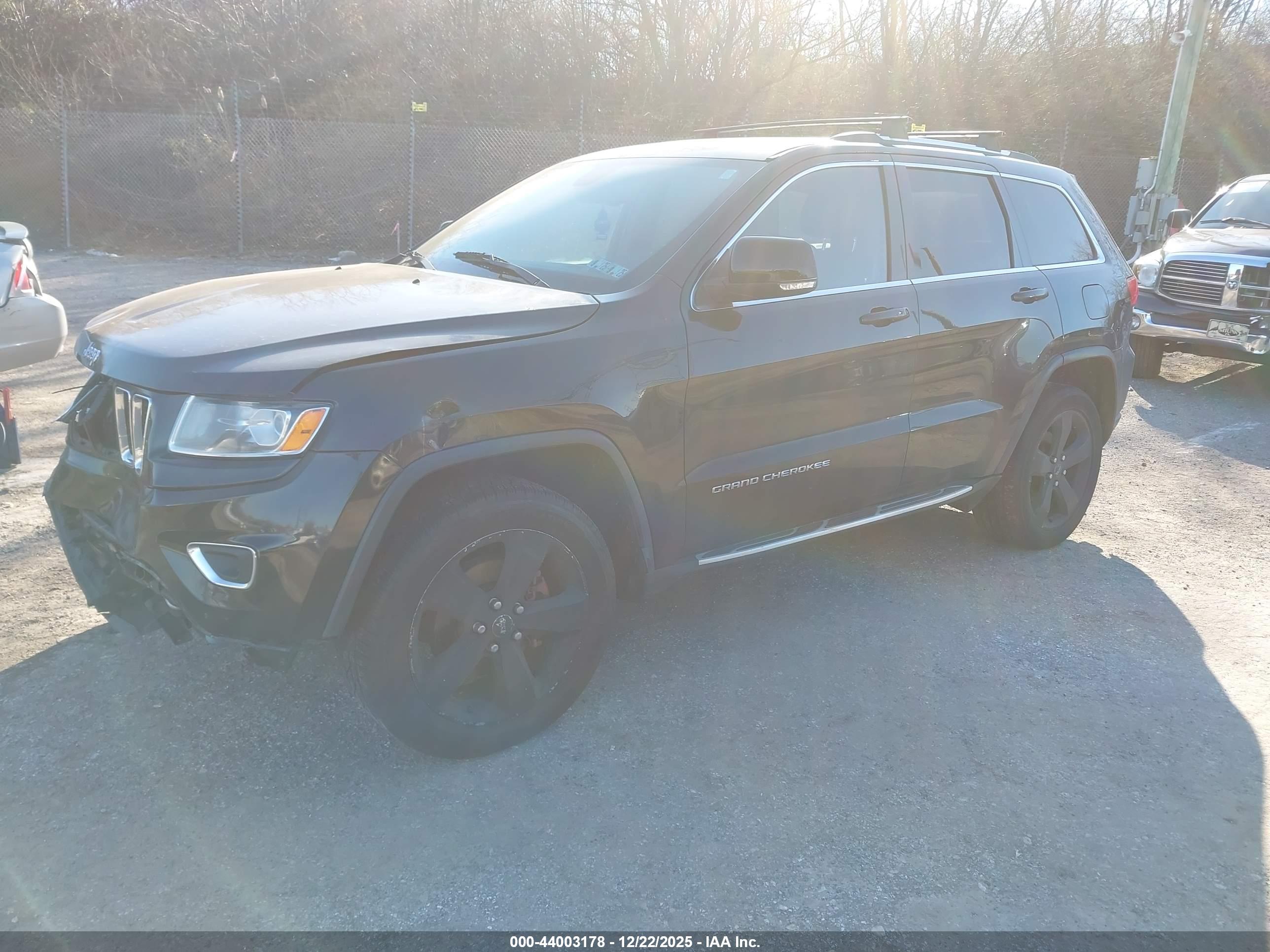 JEEP GRAND image 2