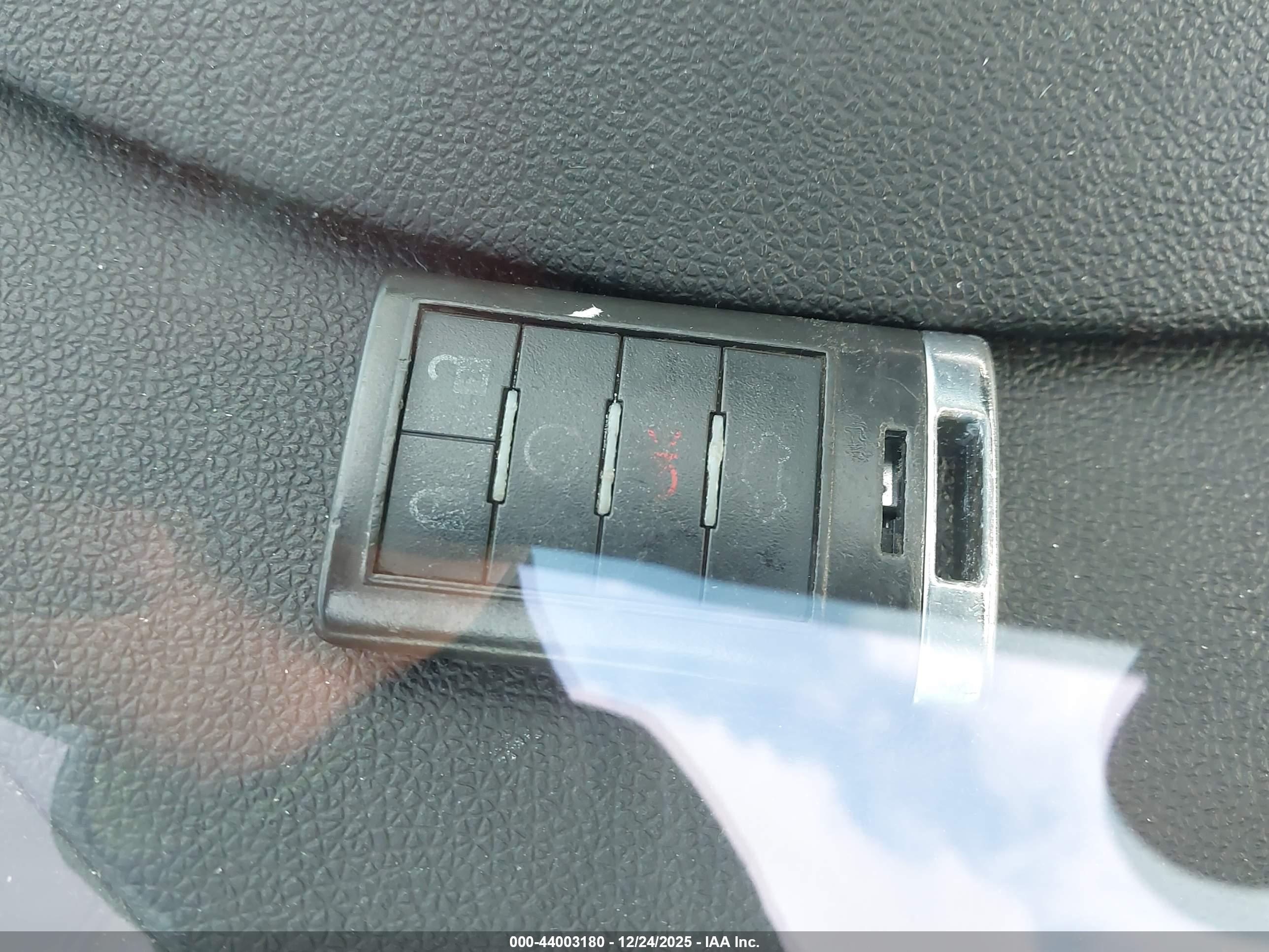 CADILLAC CTS-V image 11
