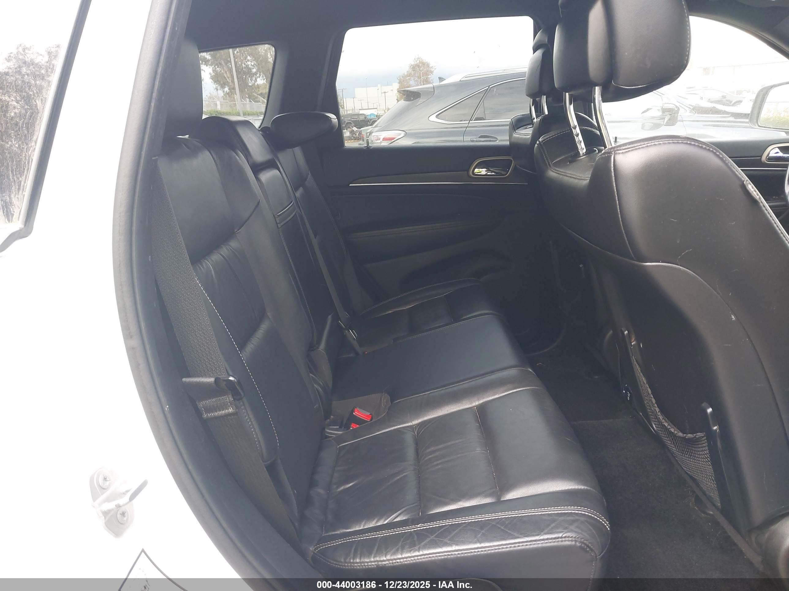 JEEP GRAND image 8