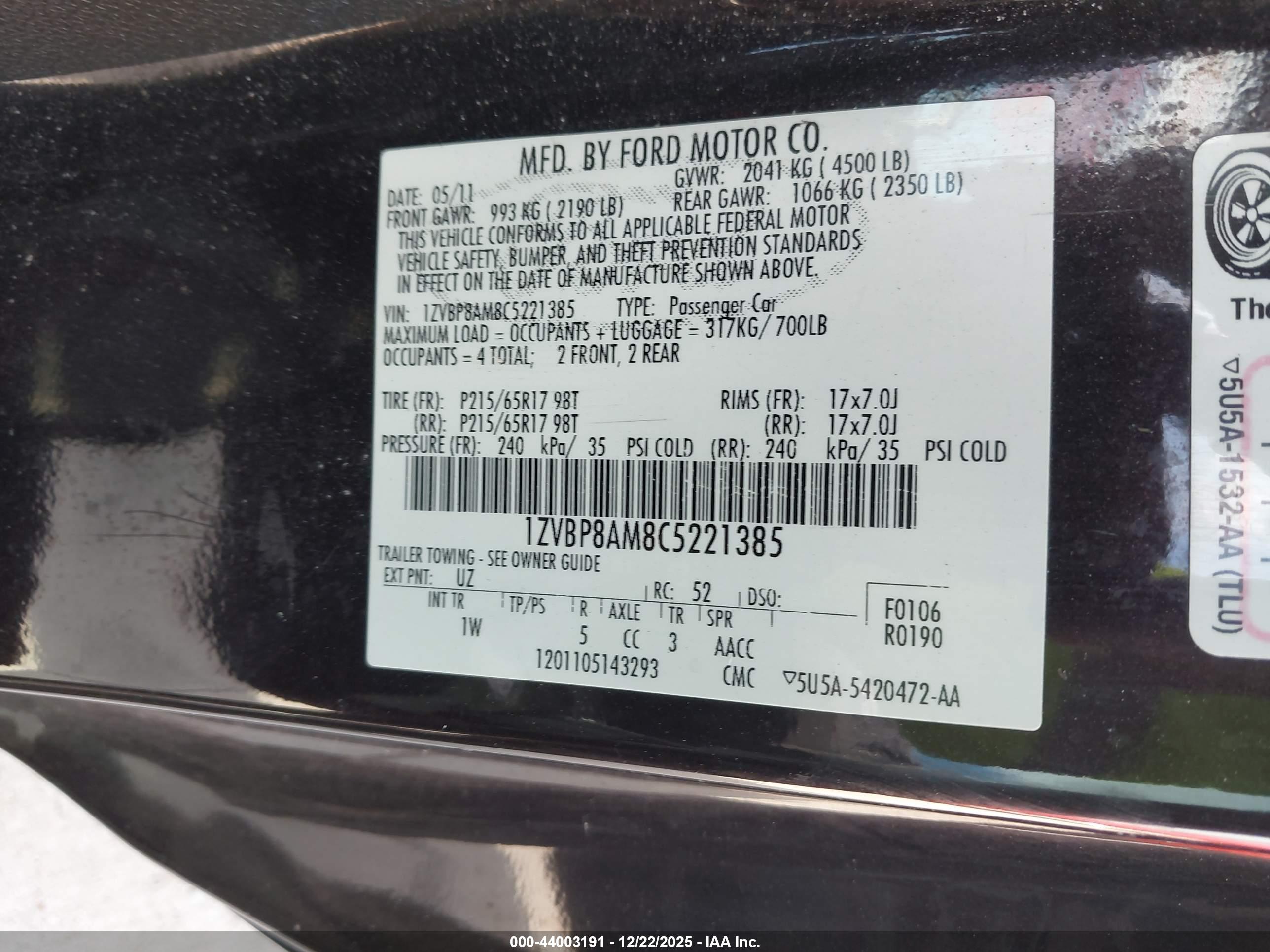 FORD MUSTANG image 9