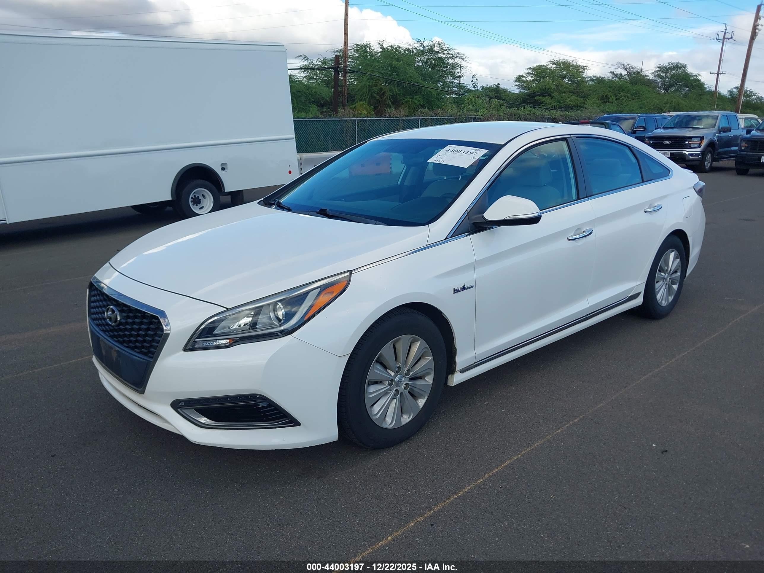 HYUNDAI SONATA image 2