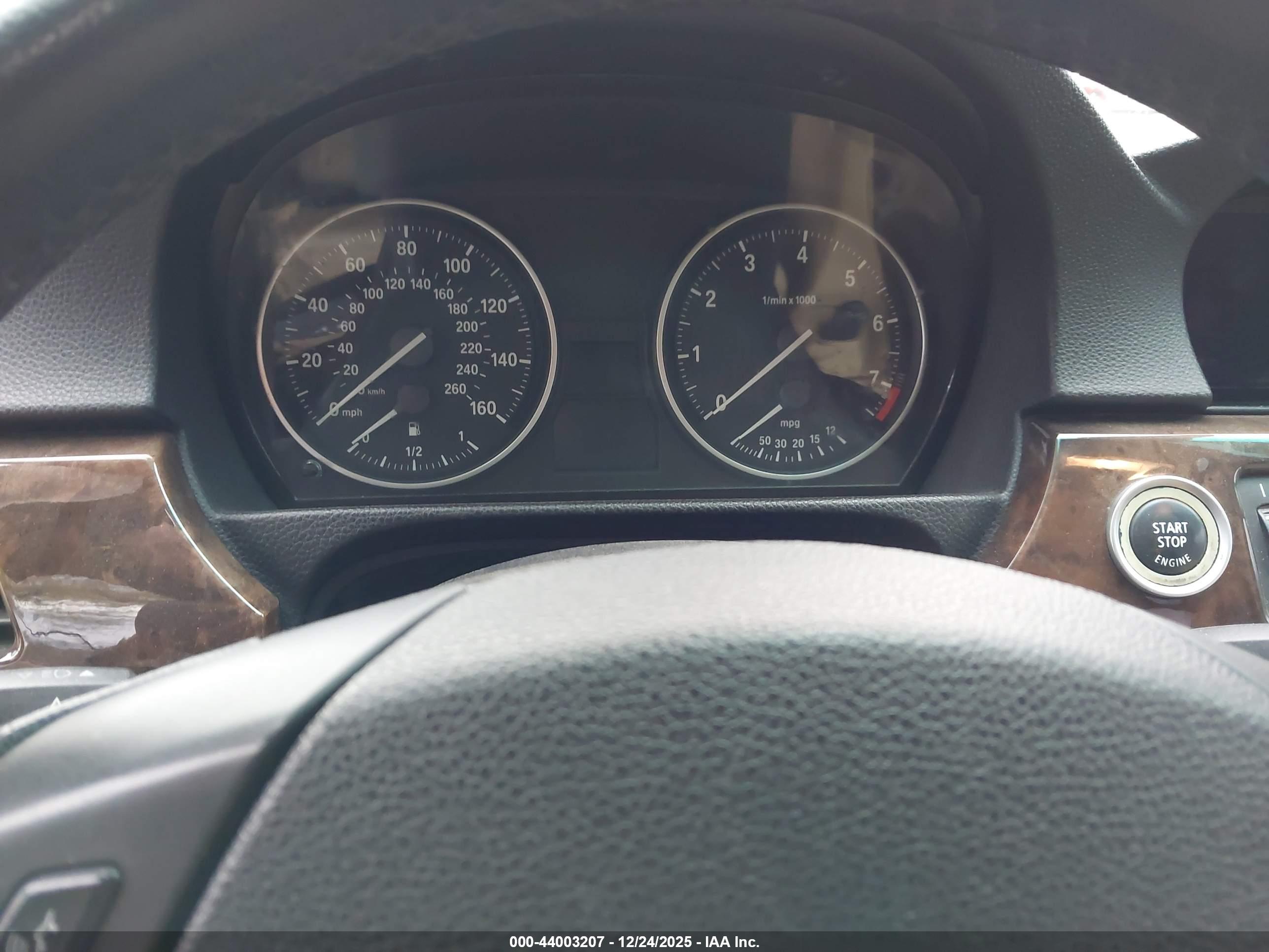 BMW 328I image 7
