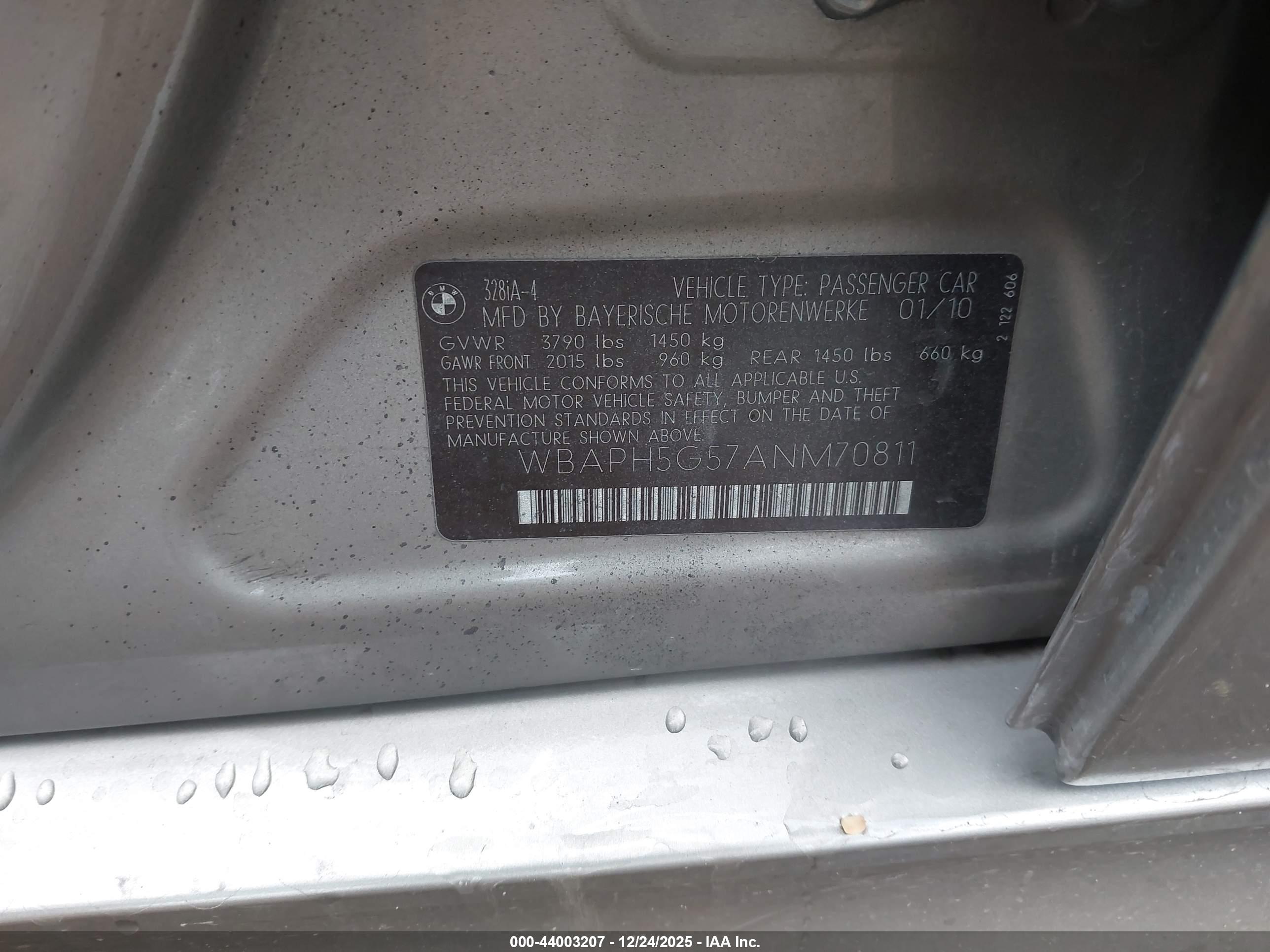 BMW 328I image 9